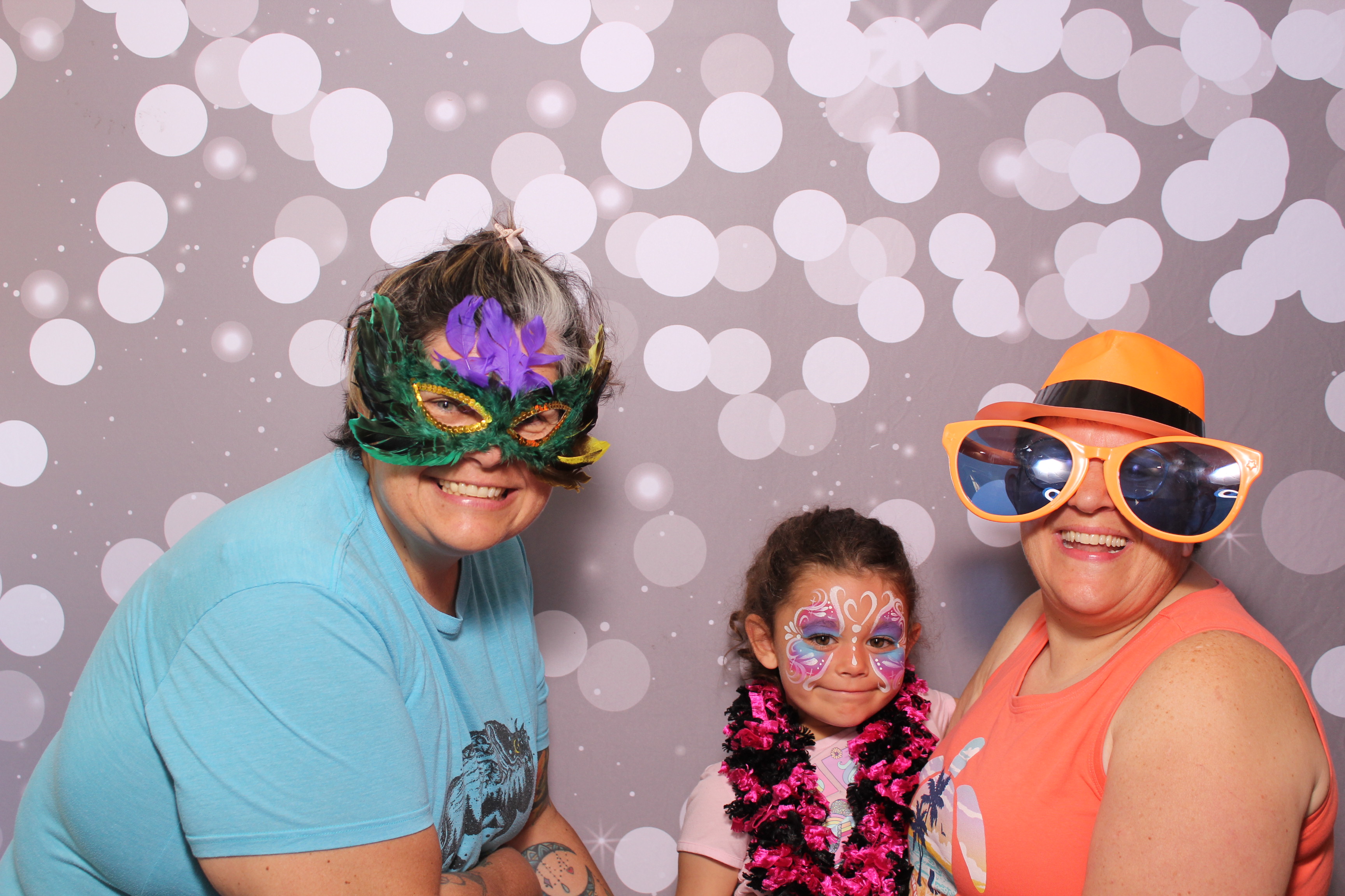 Meridian Bioscience | View more photos from the event at gallery.photoboothcincy.com/u/PhotoBoothCincy/Meridian-Bioscience