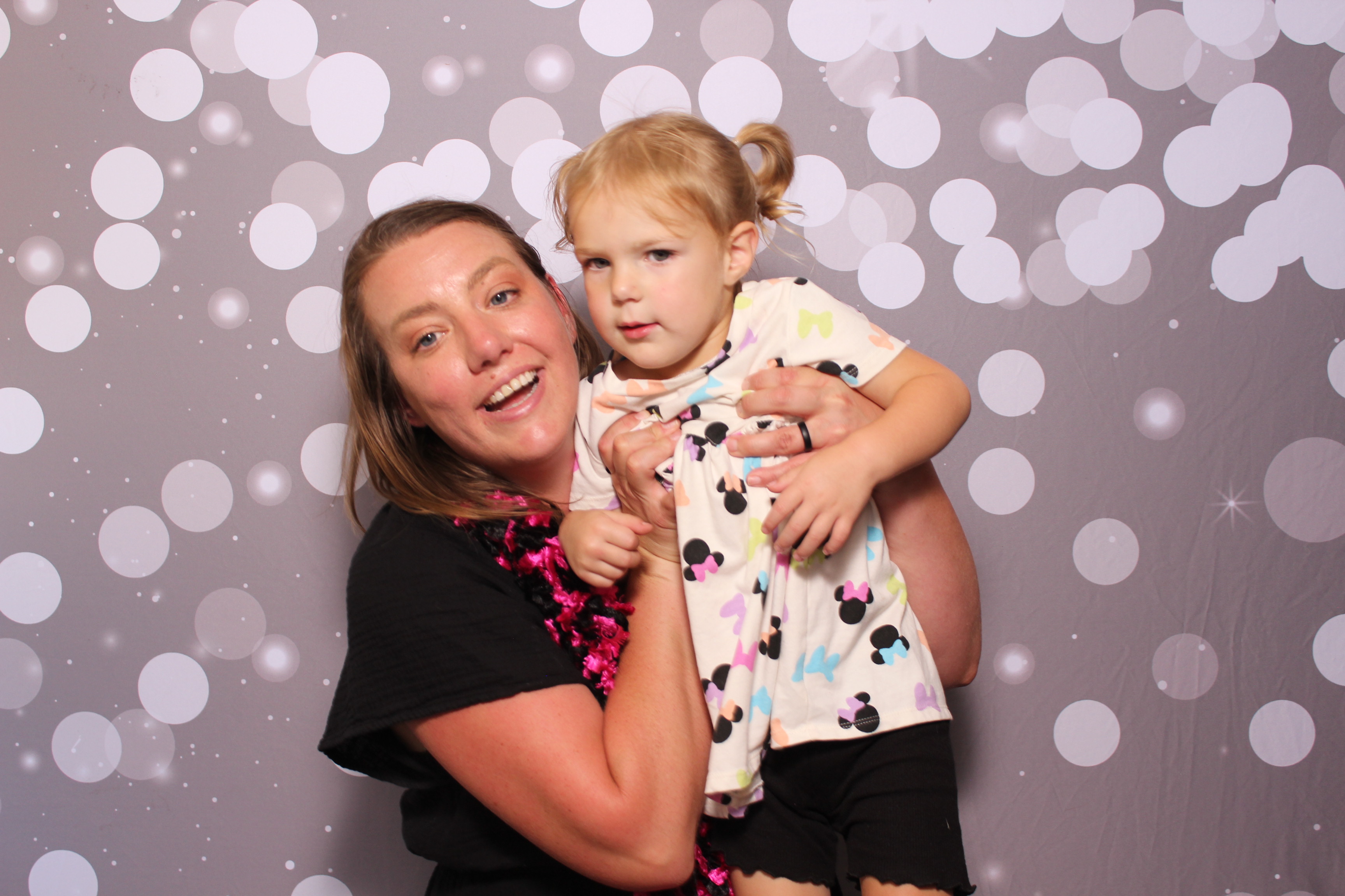 Meridian Bioscience | View more photos from the event at gallery.photoboothcincy.com/u/PhotoBoothCincy/Meridian-Bioscience