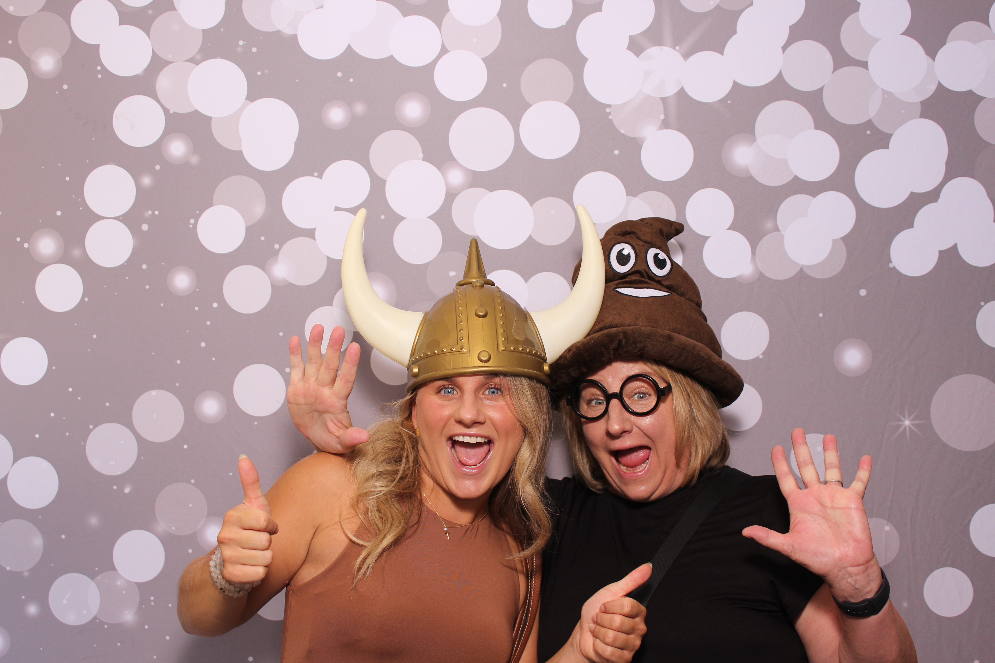 Meridian Bioscience | View more photos from the event at gallery.photoboothcincy.com/u/PhotoBoothCincy/Meridian-Bioscience