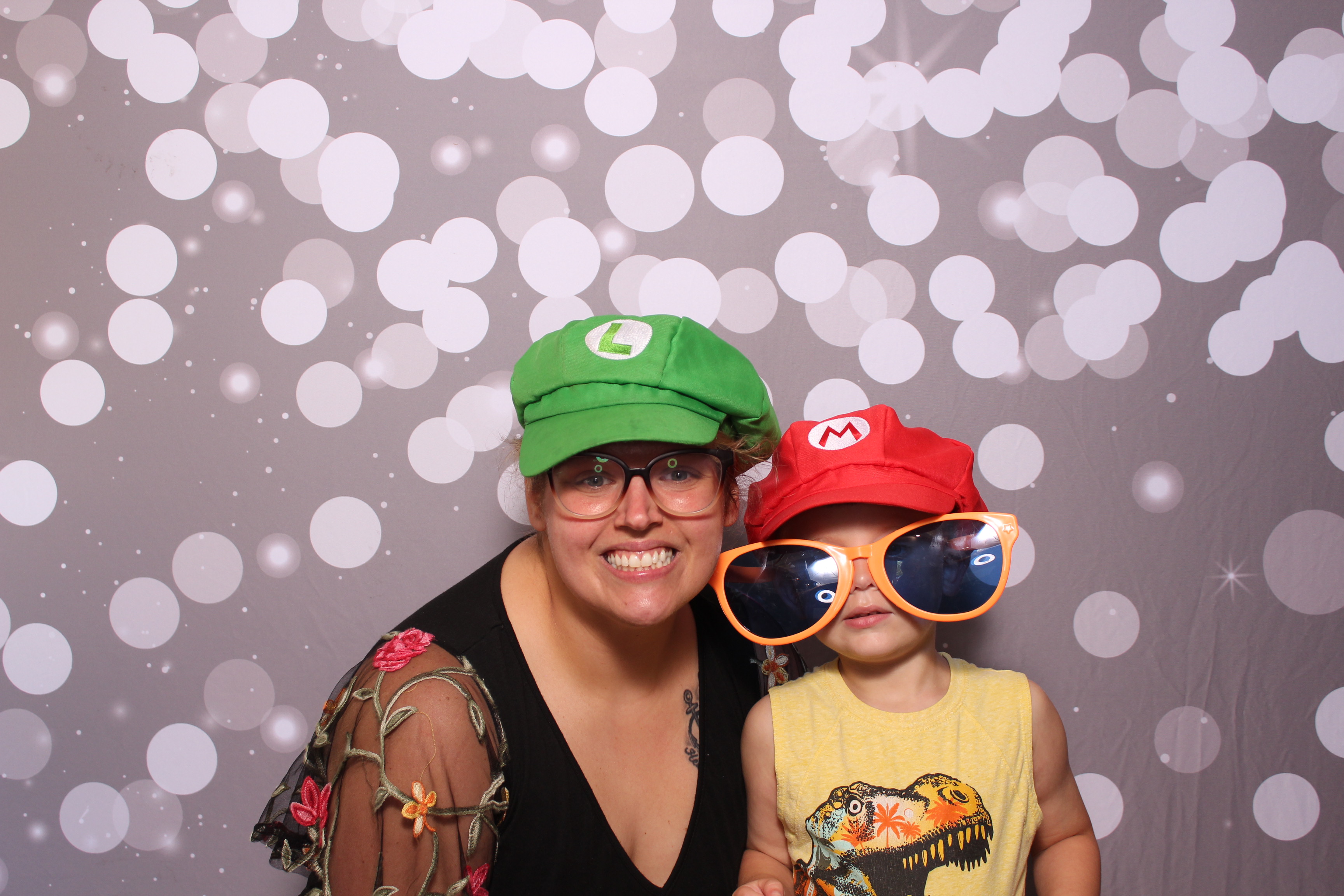 Meridian Bioscience | View more photos from the event at gallery.photoboothcincy.com/u/PhotoBoothCincy/Meridian-Bioscience