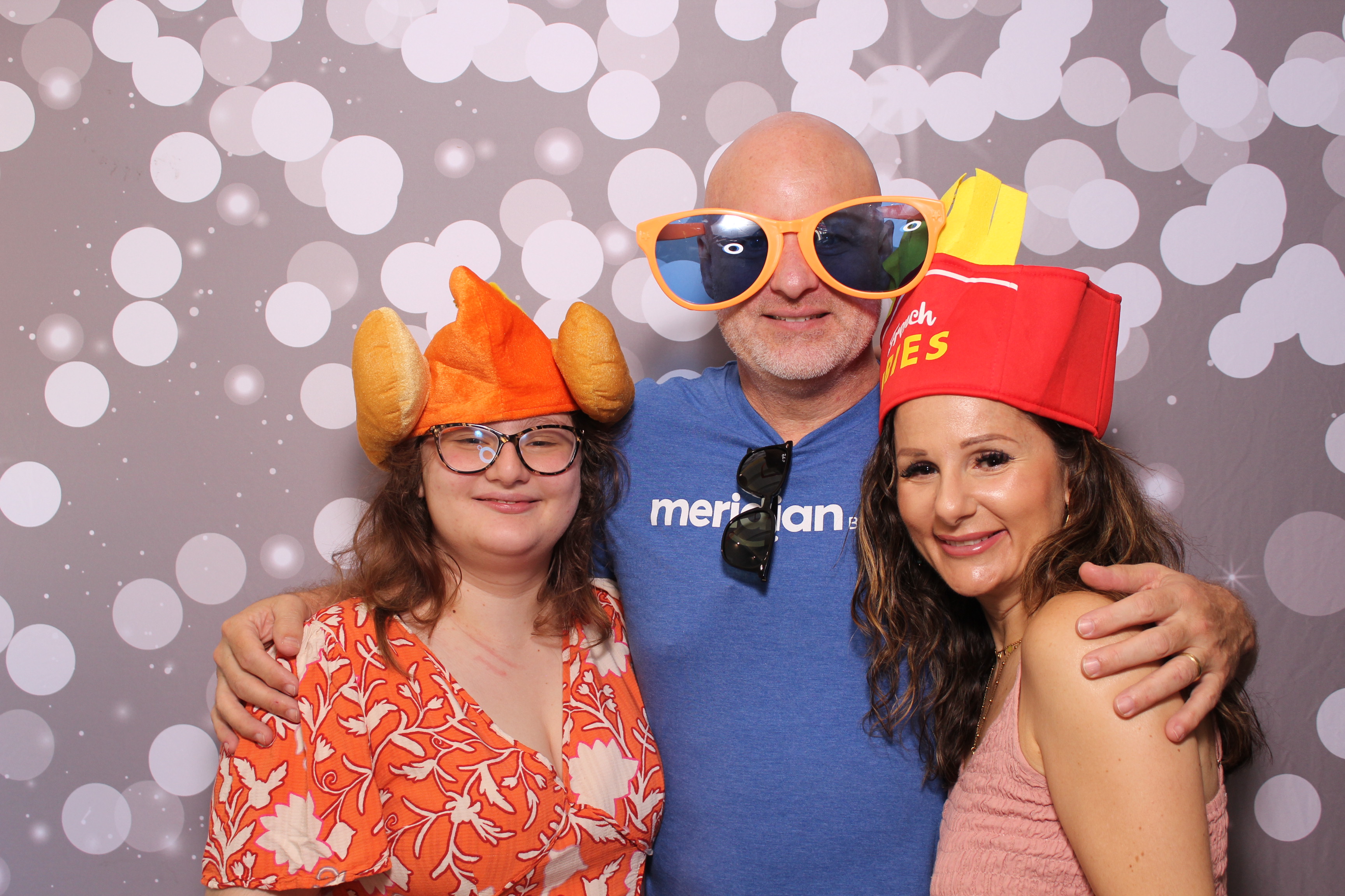 Meridian Bioscience | View more photos from the event at gallery.photoboothcincy.com/u/PhotoBoothCincy/Meridian-Bioscience