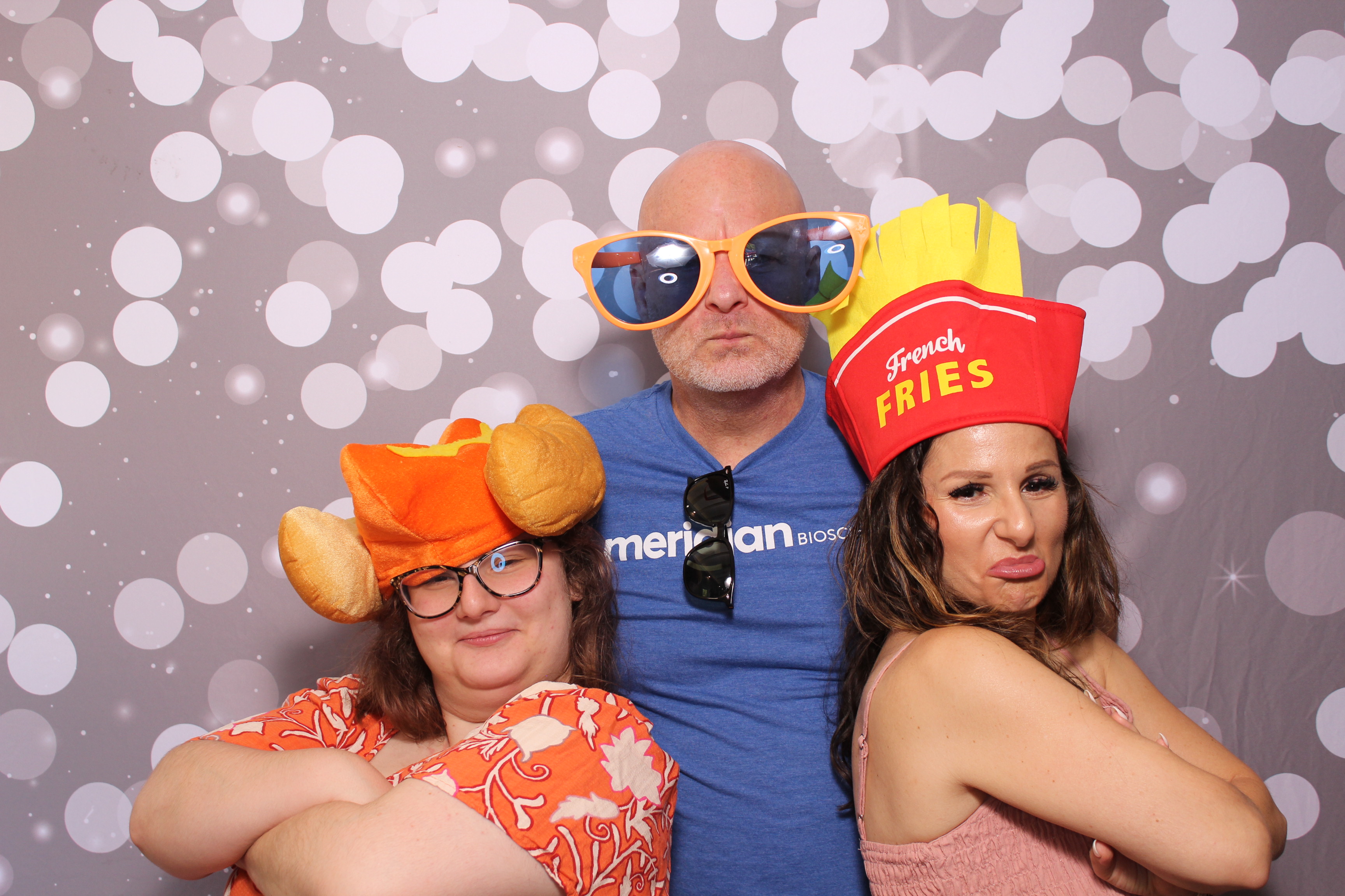 Meridian Bioscience | View more photos from the event at gallery.photoboothcincy.com/u/PhotoBoothCincy/Meridian-Bioscience