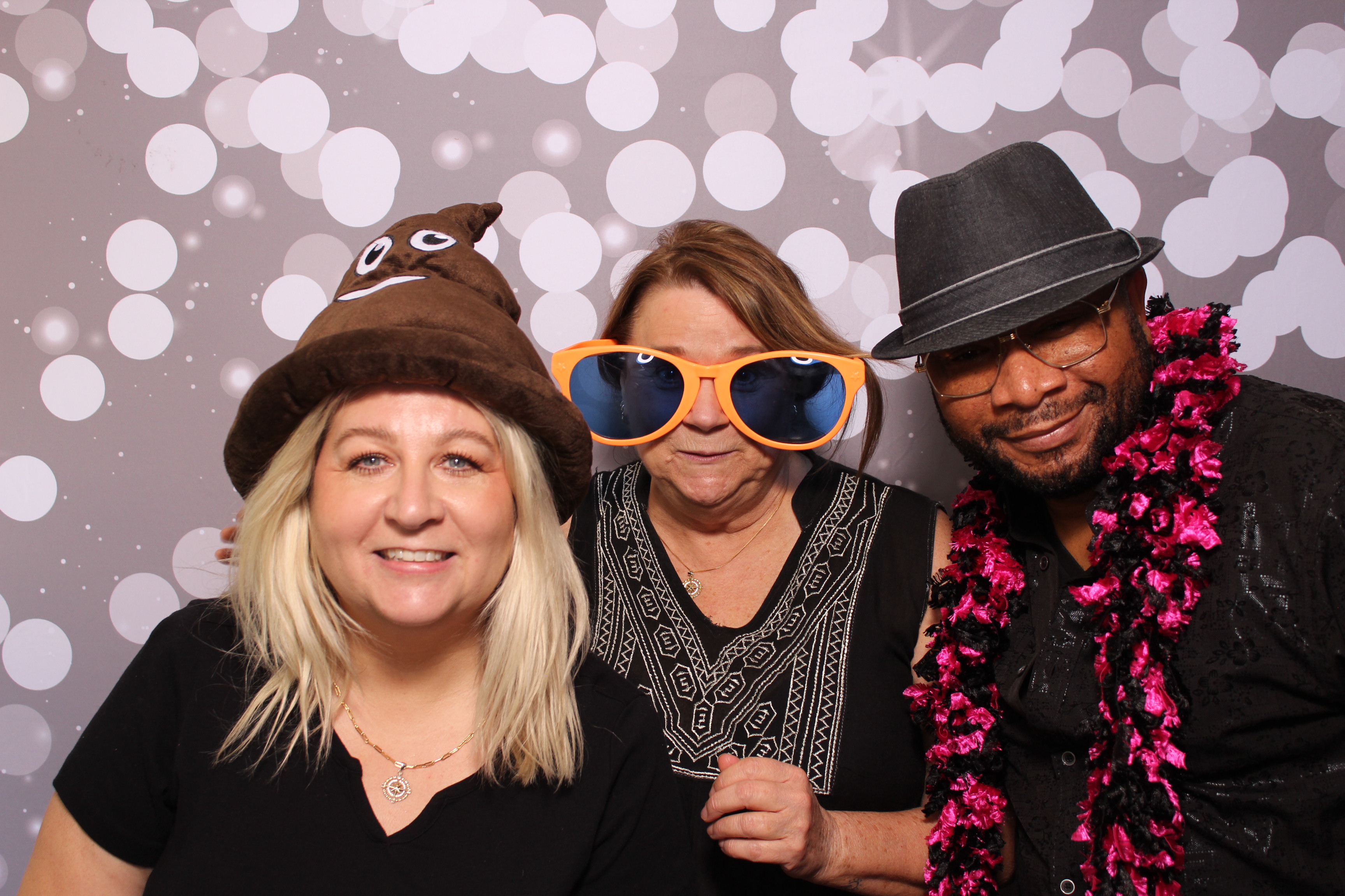 Meridian Bioscience | View more photos from the event at gallery.photoboothcincy.com/u/PhotoBoothCincy/Meridian-Bioscience