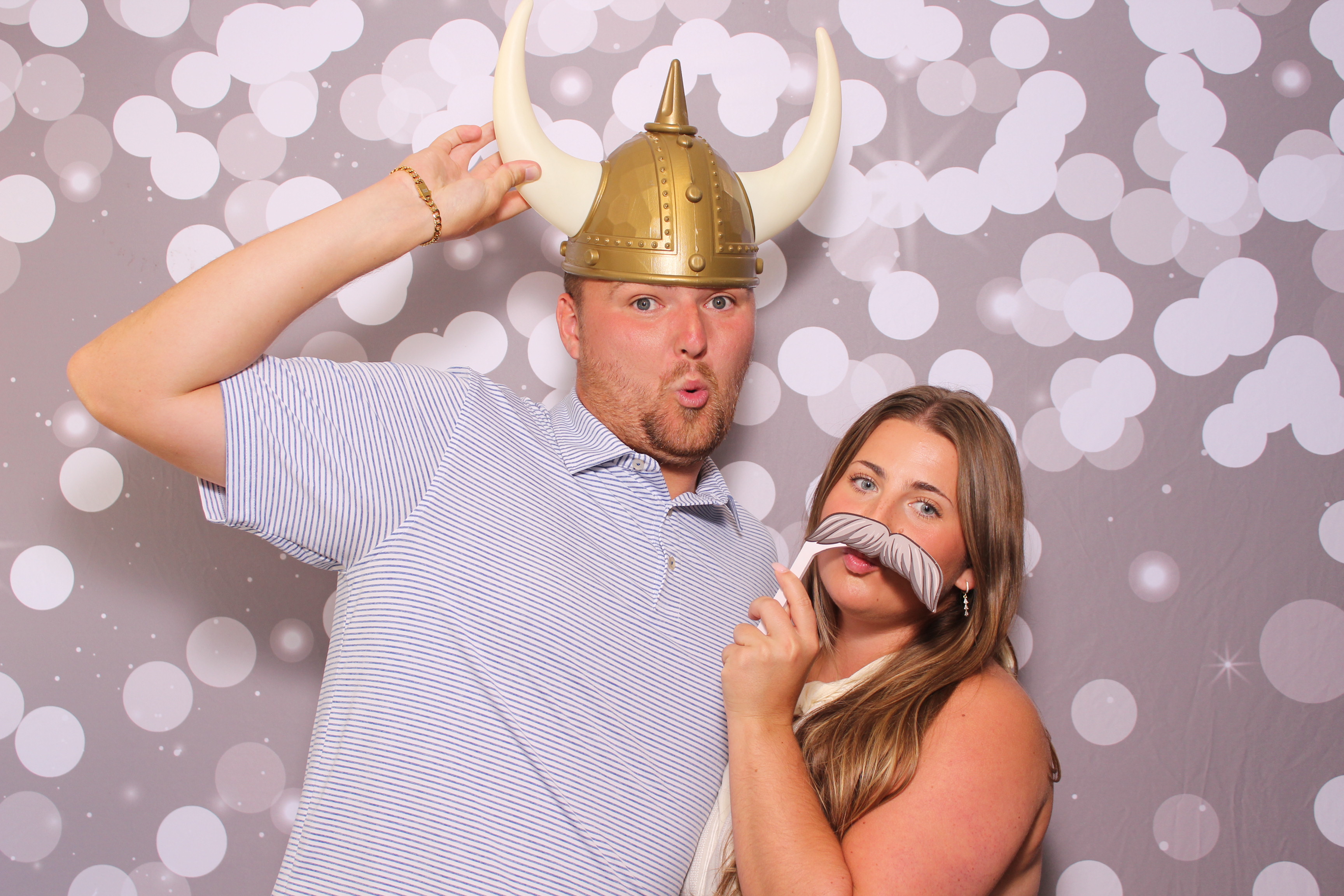 Meridian Bioscience | View more photos from the event at gallery.photoboothcincy.com/u/PhotoBoothCincy/Meridian-Bioscience