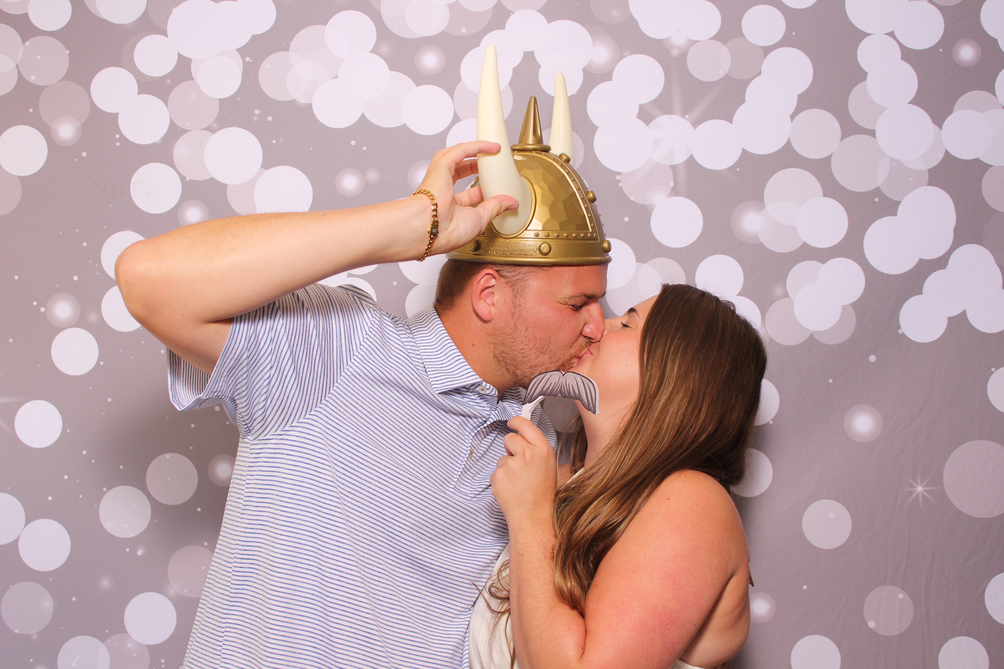 Meridian Bioscience | View more photos from the event at gallery.photoboothcincy.com/u/PhotoBoothCincy/Meridian-Bioscience