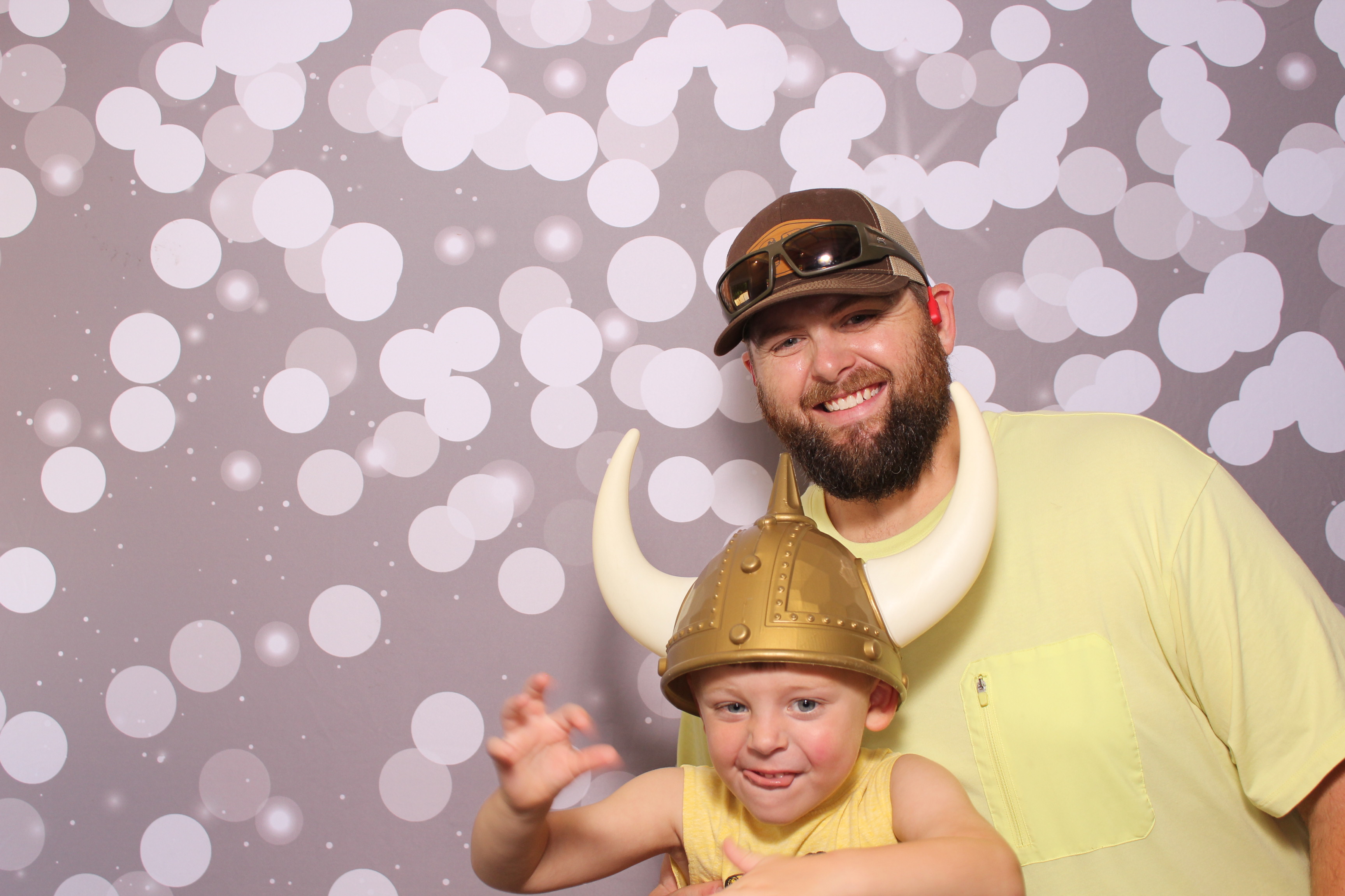 Meridian Bioscience | View more photos from the event at gallery.photoboothcincy.com/u/PhotoBoothCincy/Meridian-Bioscience