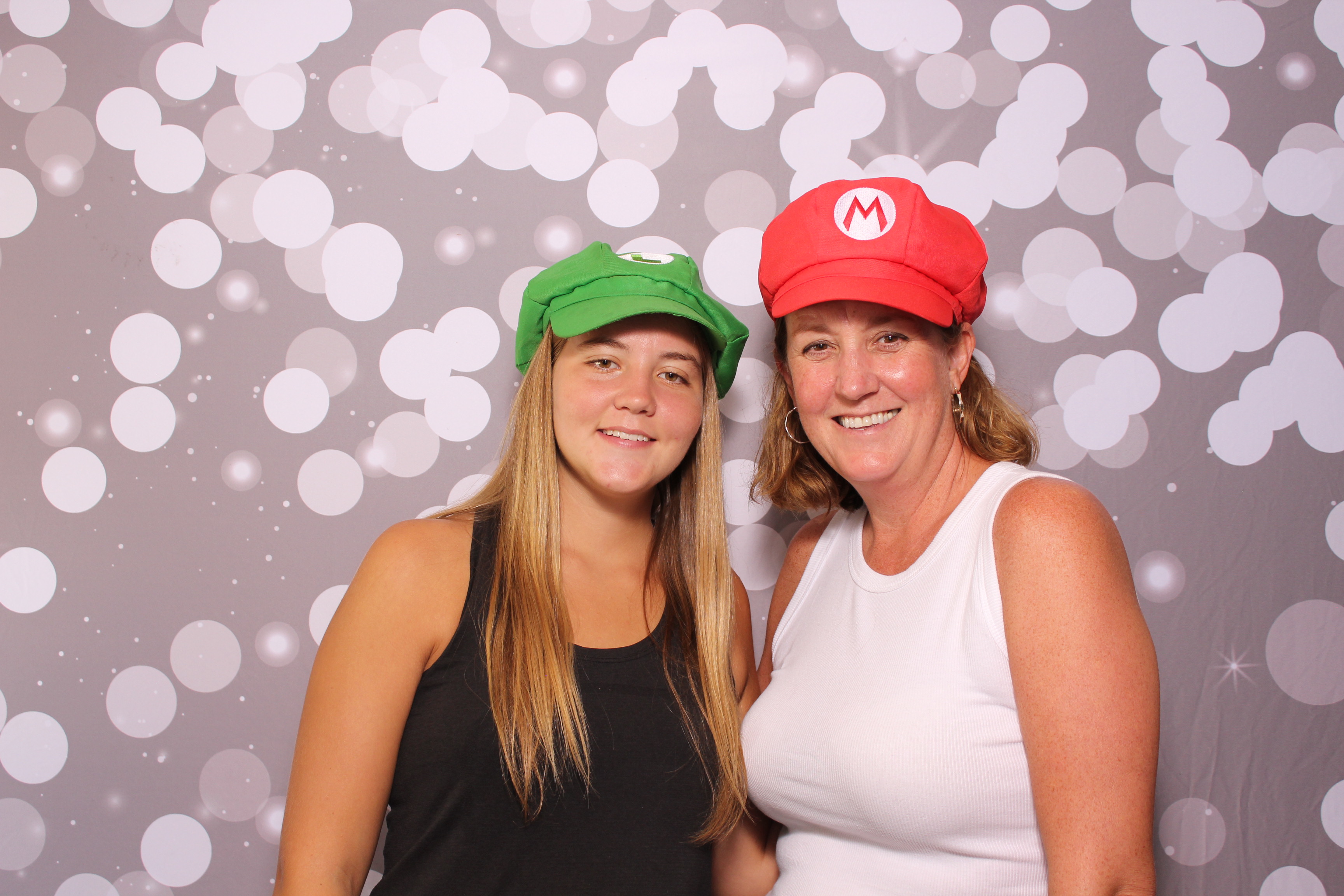 Meridian Bioscience | View more photos from the event at gallery.photoboothcincy.com/u/PhotoBoothCincy/Meridian-Bioscience