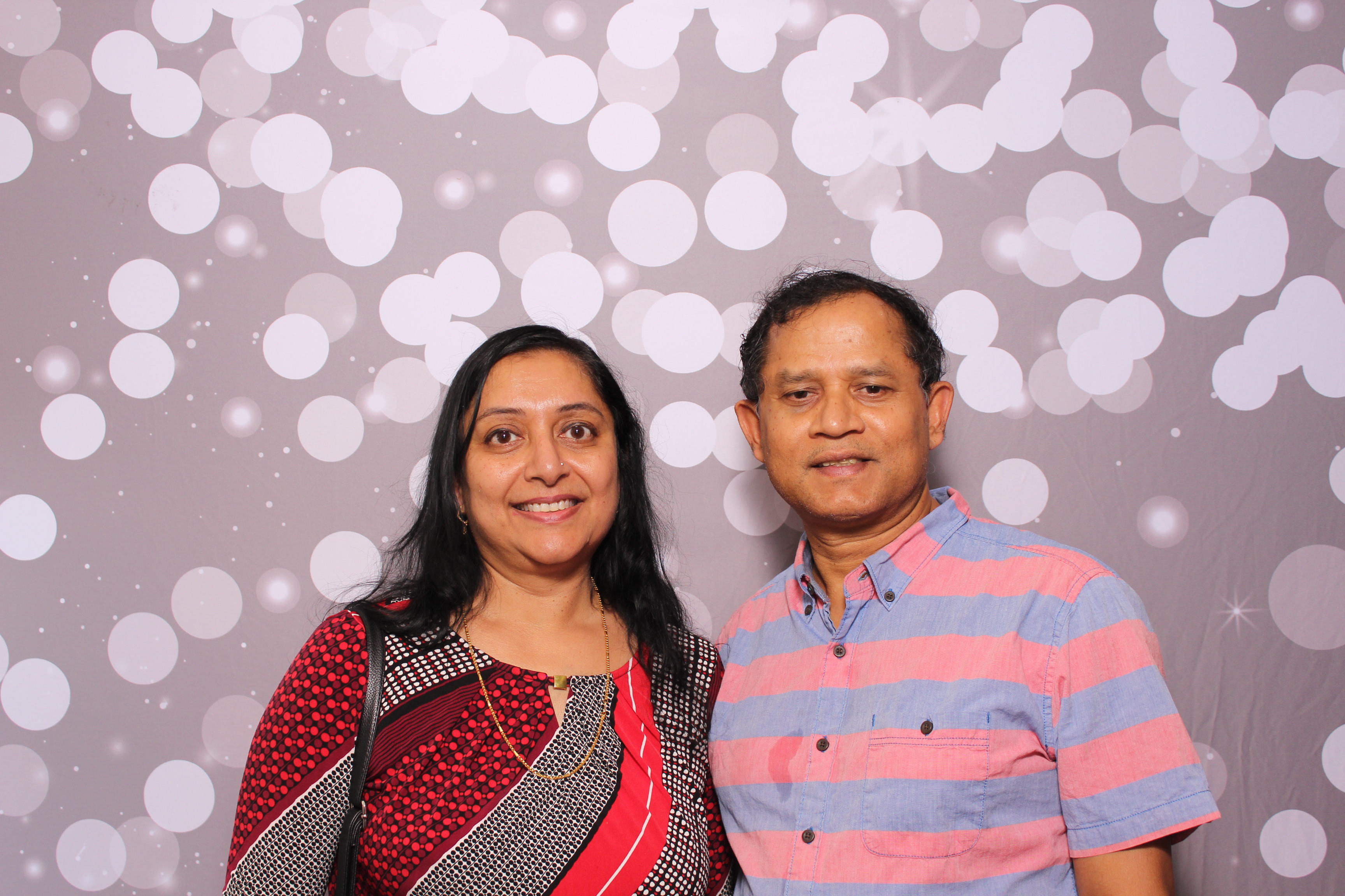 Meridian Bioscience | View more photos from the event at gallery.photoboothcincy.com/u/PhotoBoothCincy/Meridian-Bioscience