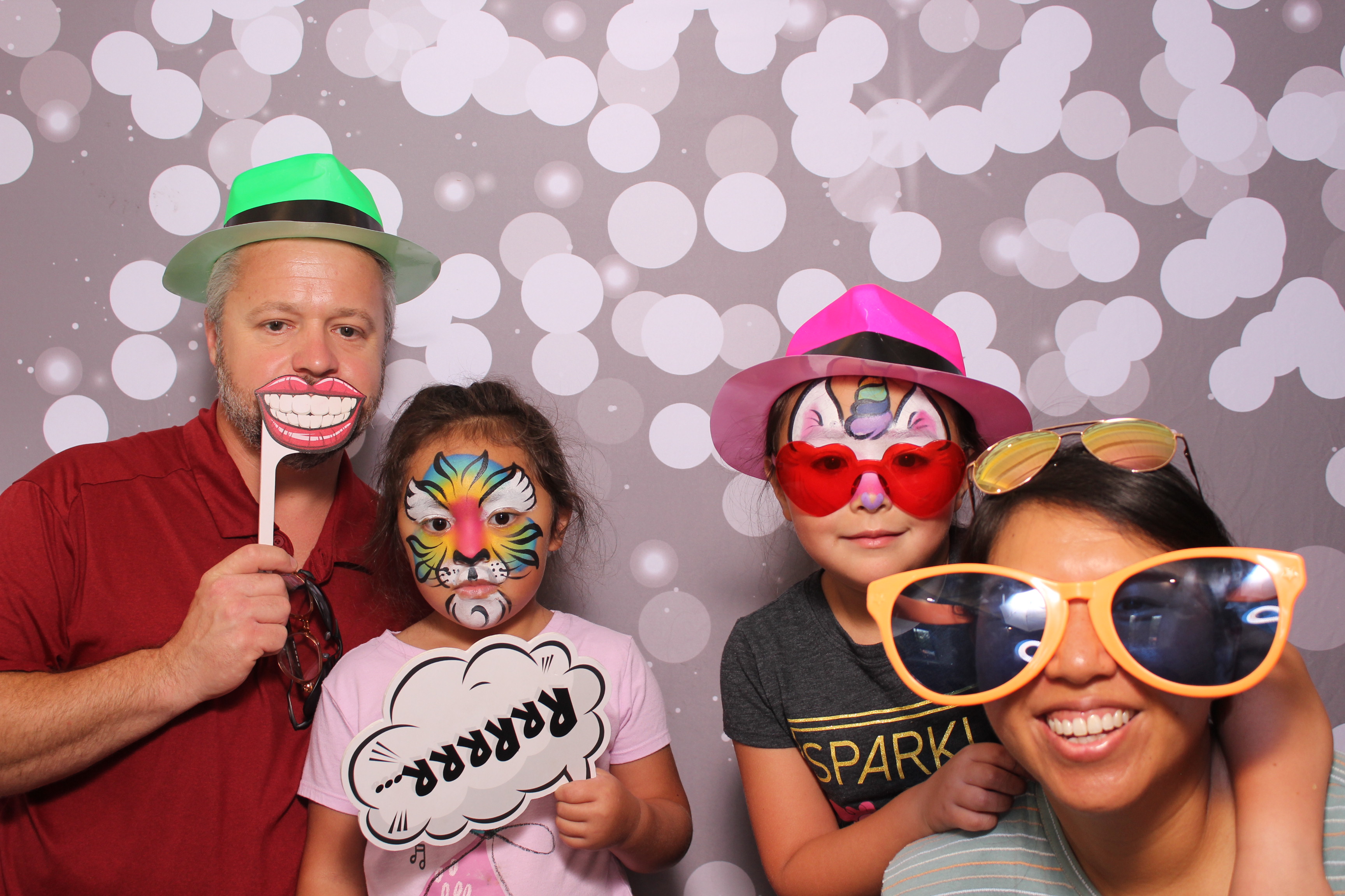 Meridian Bioscience | View more photos from the event at gallery.photoboothcincy.com/u/PhotoBoothCincy/Meridian-Bioscience