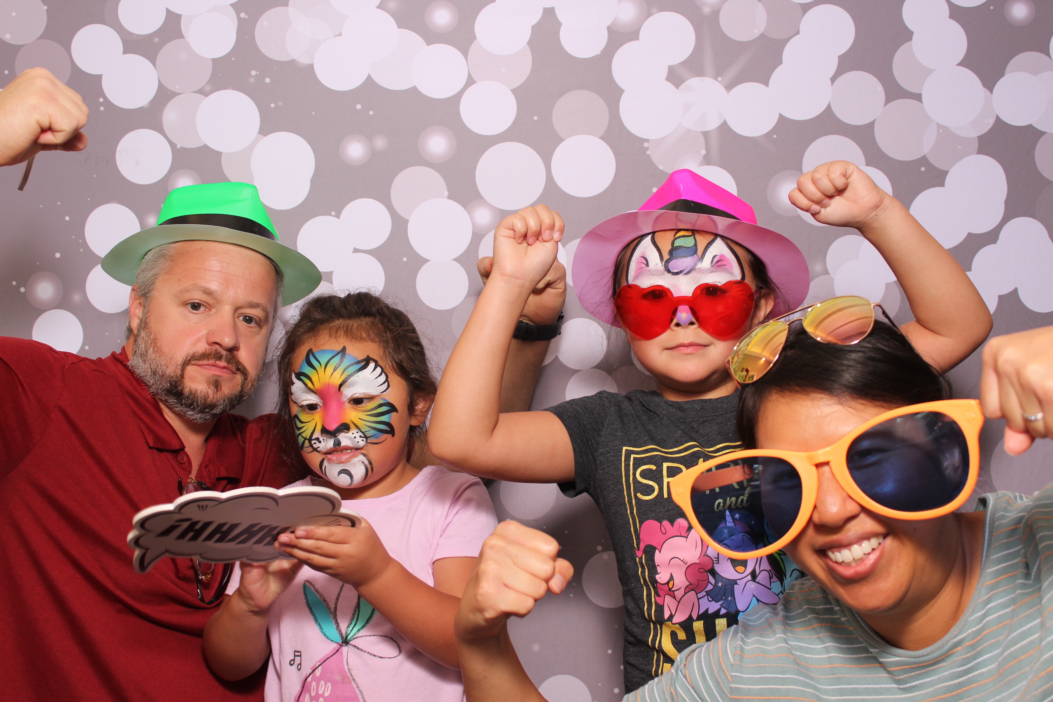 Meridian Bioscience | View more photos from the event at gallery.photoboothcincy.com/u/PhotoBoothCincy/Meridian-Bioscience