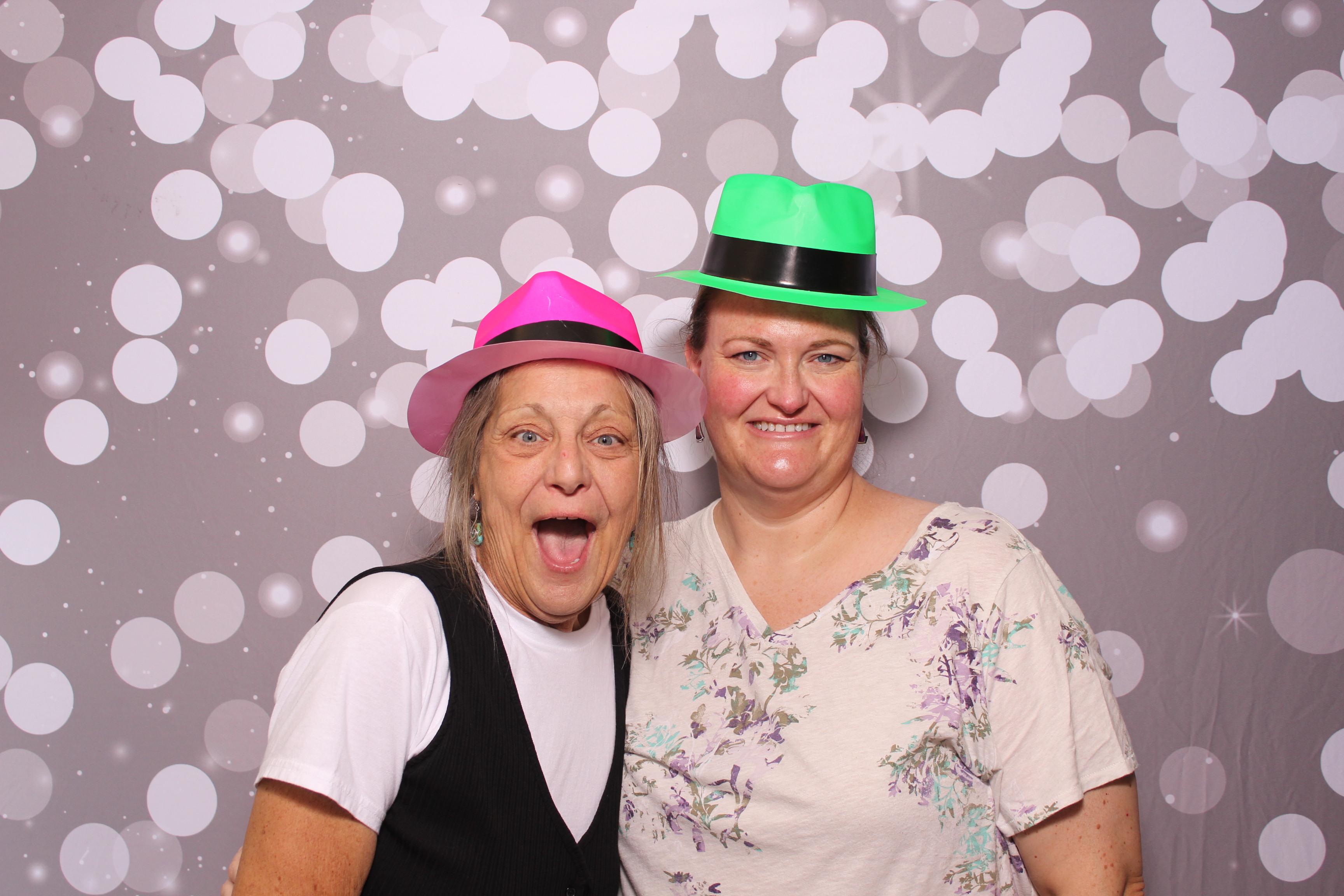 Meridian Bioscience | View more photos from the event at gallery.photoboothcincy.com/u/PhotoBoothCincy/Meridian-Bioscience