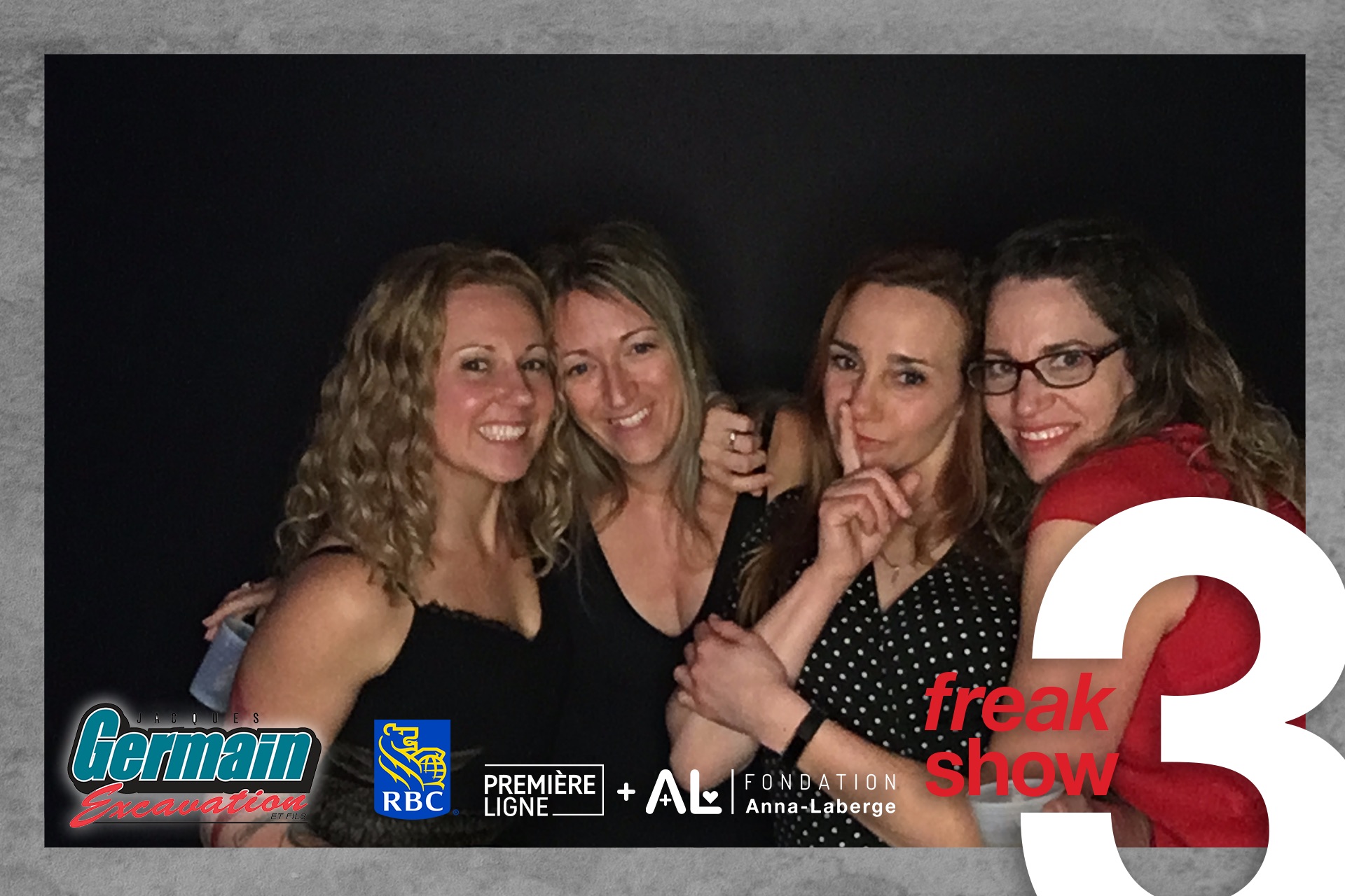 Freak Show 3.0 | View more photos from the event at album.pbooth.red/u/Photobooth-RED/Freak-Show-30