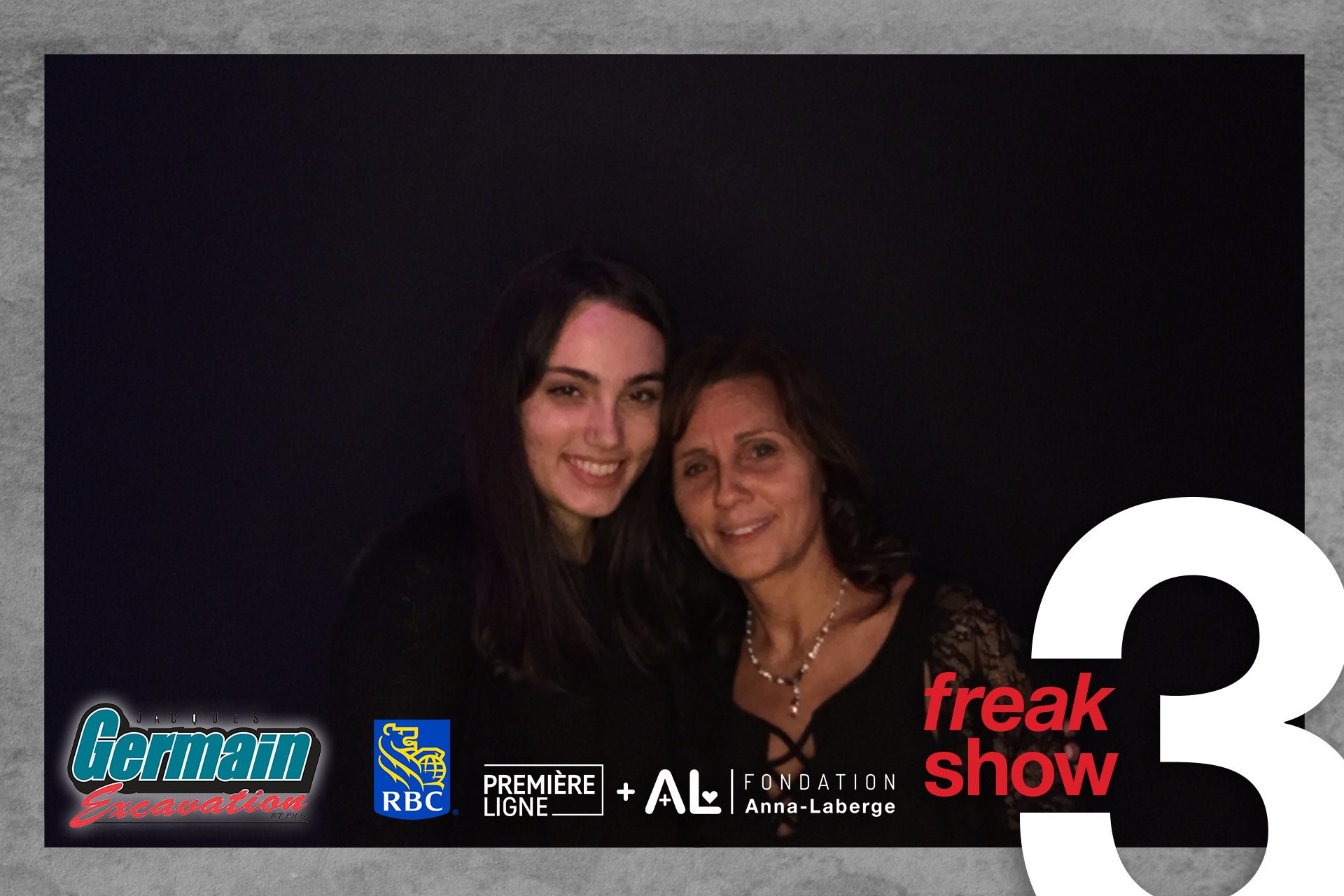 Freak Show 3.0 | View more photos from the event at album.pbooth.red/u/Photobooth-RED/Freak-Show-30