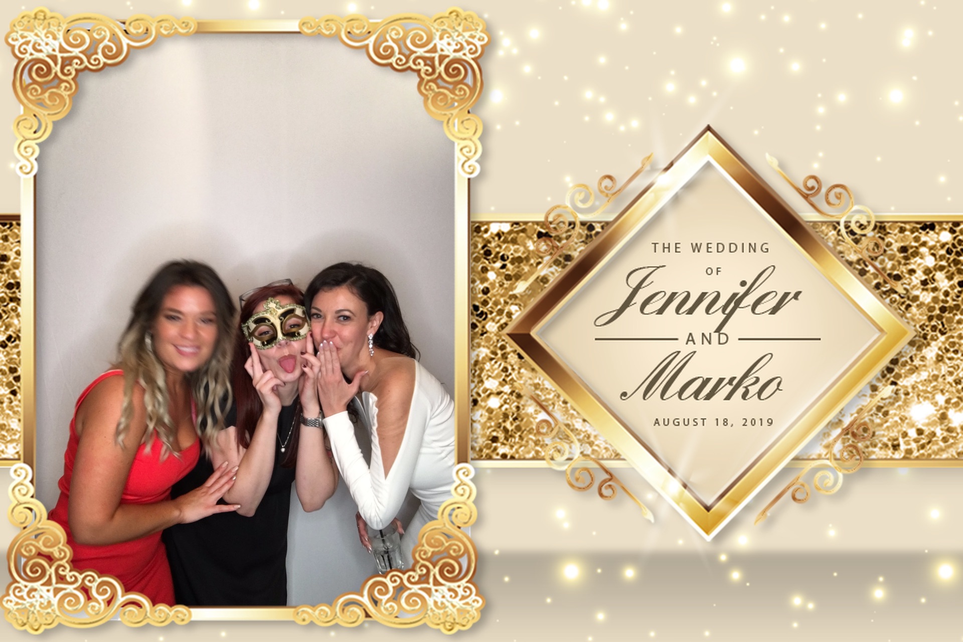 Wedding of Jennifer and Marko | View more photos from the event at album.pbooth.red/u/Photobooth-RED/Wedding-of-Jennifer-and-Marko