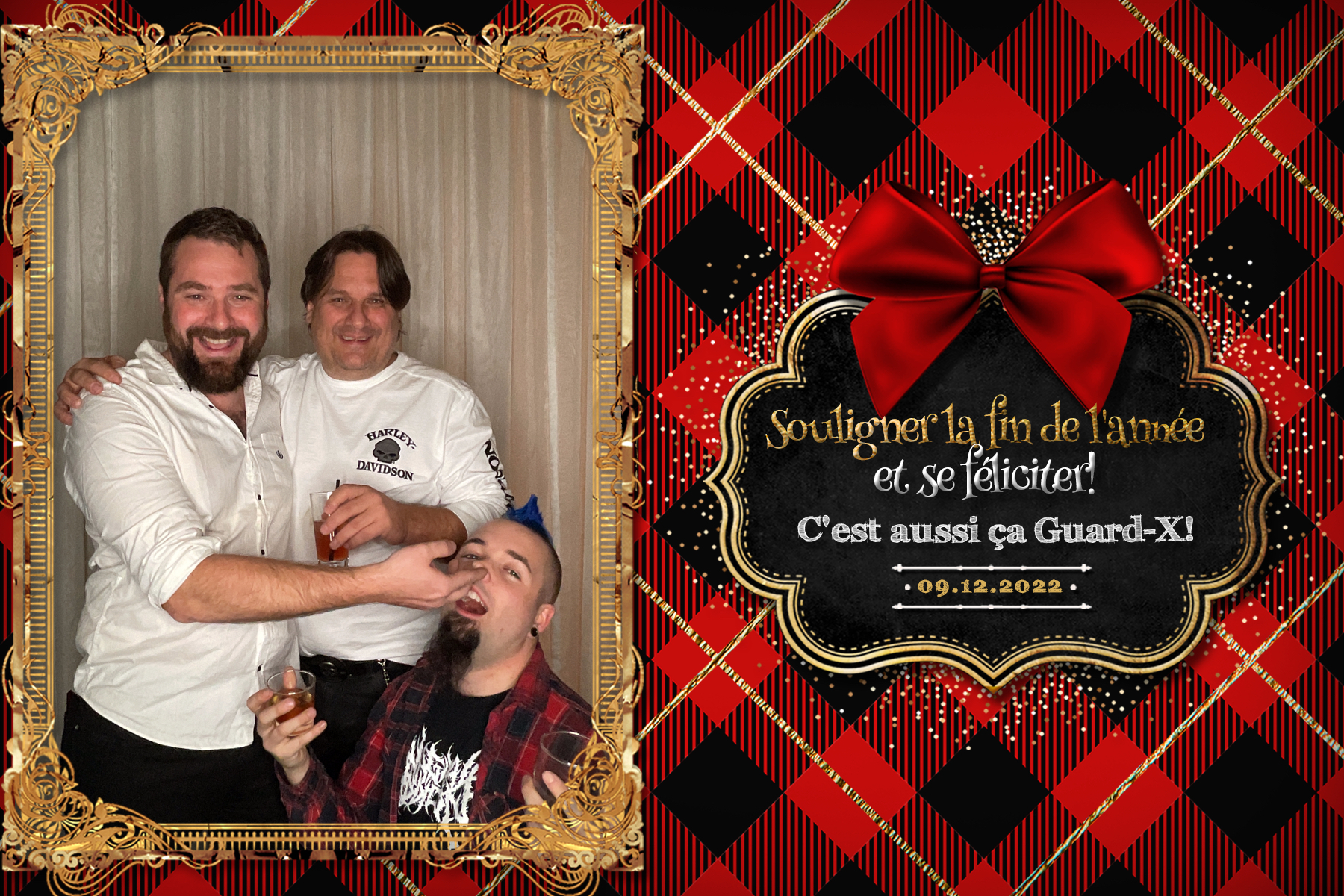Party de Noël Guard-X | View more photos from the event at album.pbooth.red/u/Photobooth-RED/Party-de-Noël-Guard-X