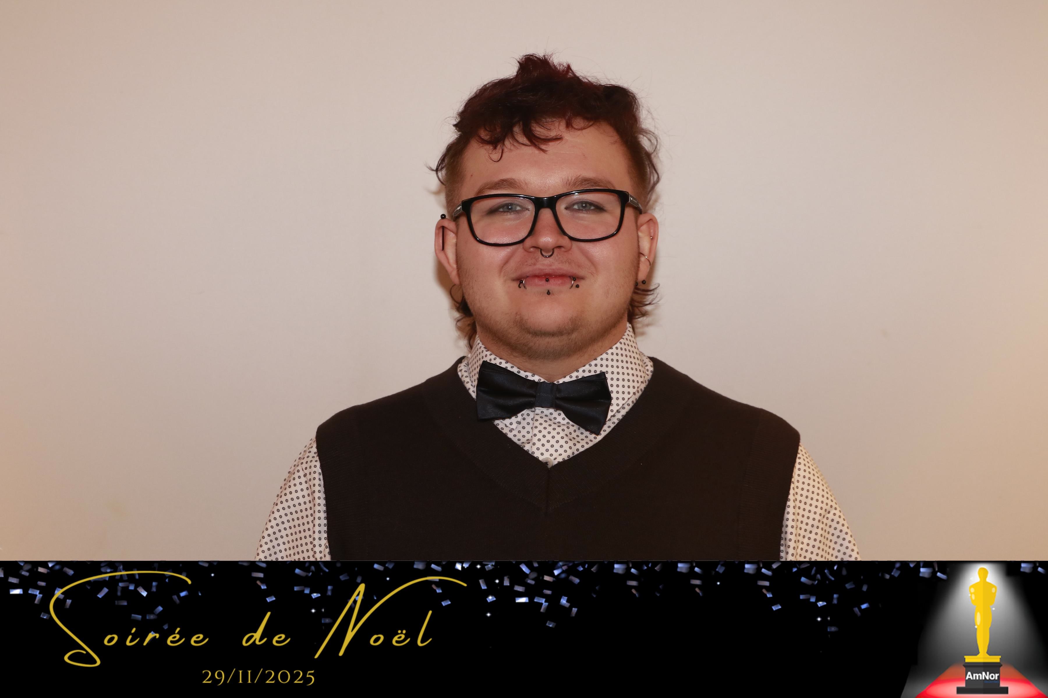 Amnor | View more photos from the event at album.pbooth.red/u/Photobooth-RED/Amnor