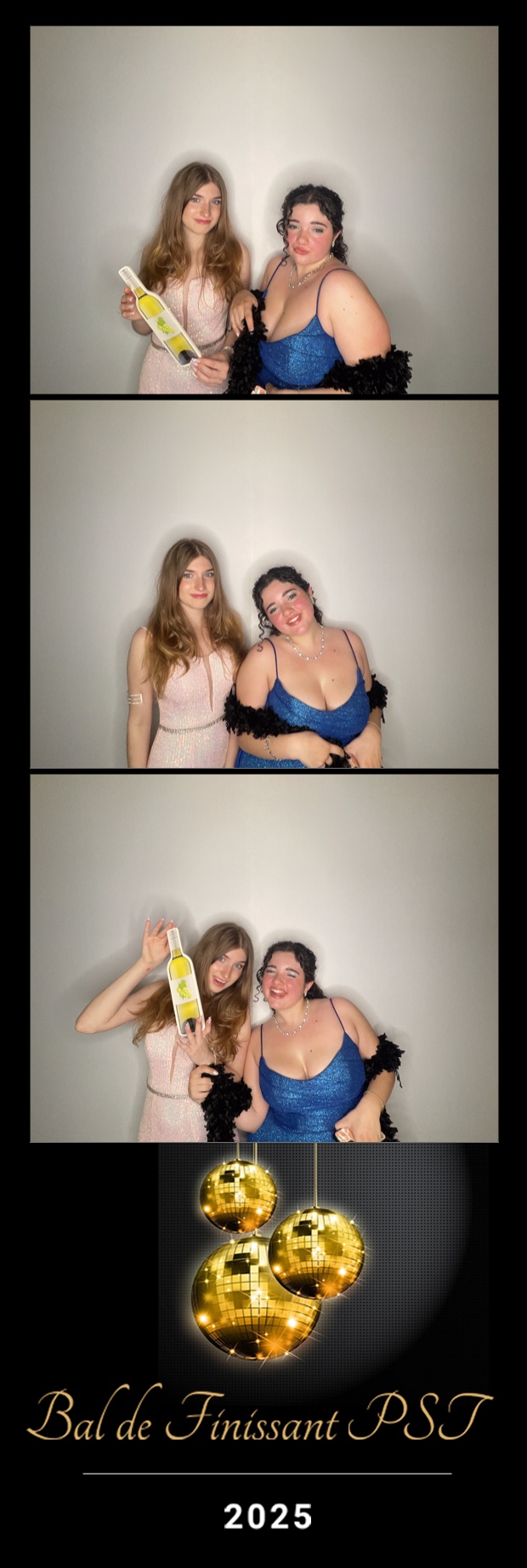 Bal de Finissant PST | View more photos from the event at album.pbooth.red/u/Photobooth-RED/Bal-de-Finissant-PST