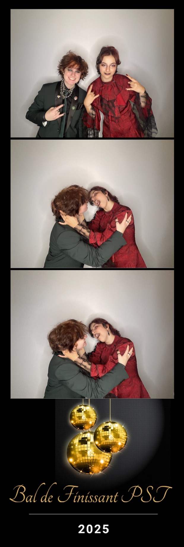 Bal de Finissant PST | View more photos from the event at album.pbooth.red/u/Photobooth-RED/Bal-de-Finissant-PST