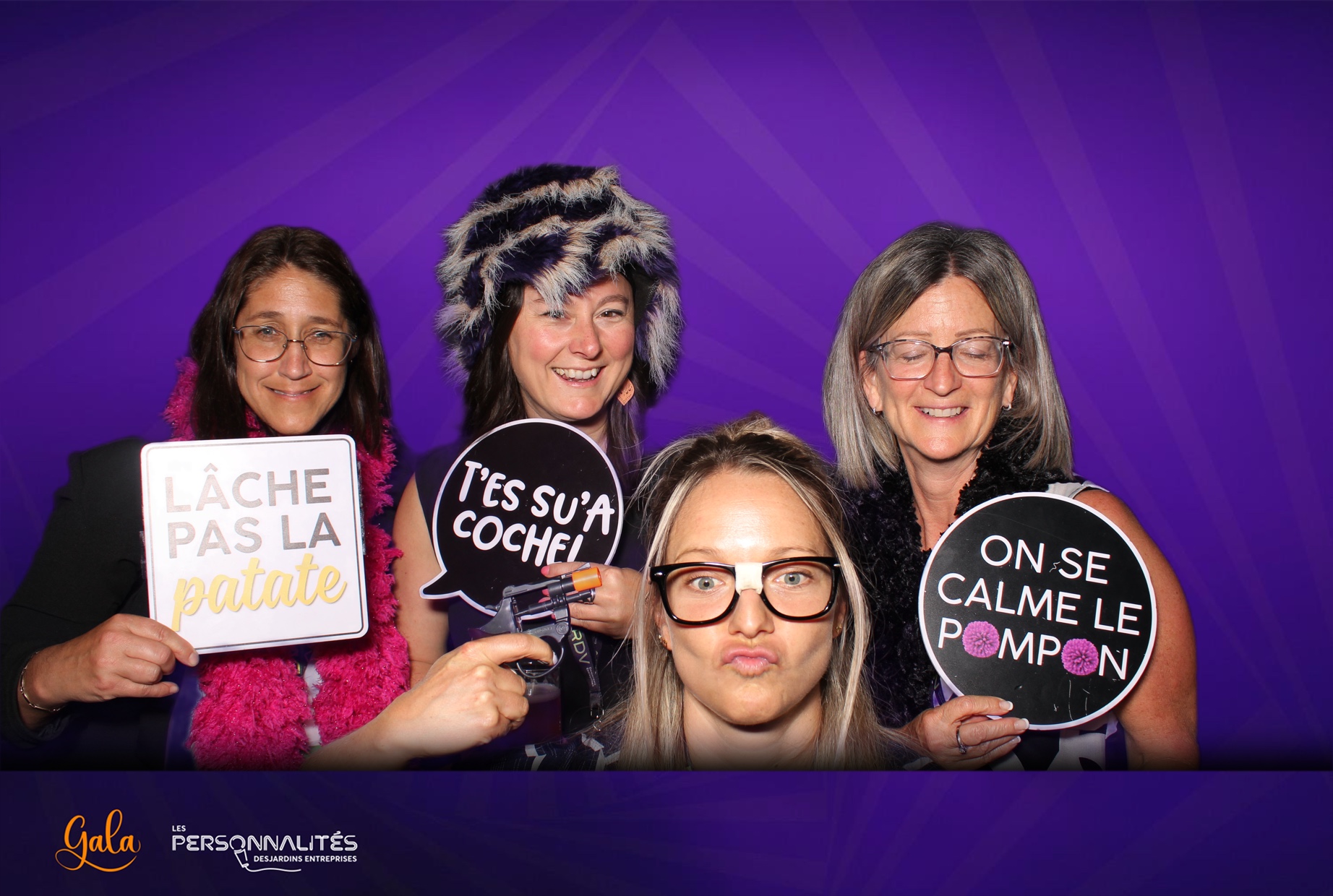 Desjardins Services Financiers | View more photos from the event at album.pbooth.red/u/Photobooth-RED/Desjardins-Services-Financiers