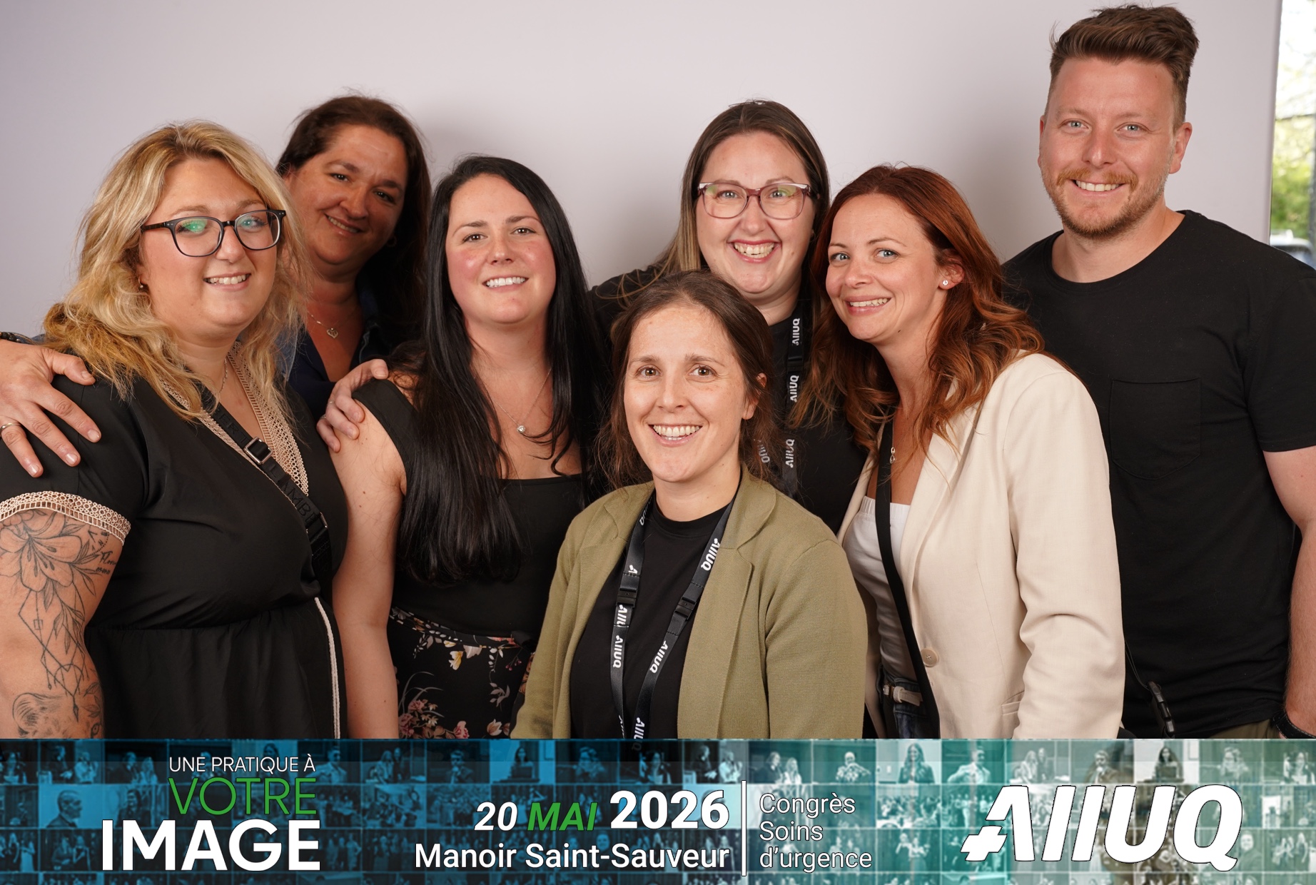 AIIUQ | View more photos from the event at album.pbooth.red/u/Photobooth-RED/AIIUQ
