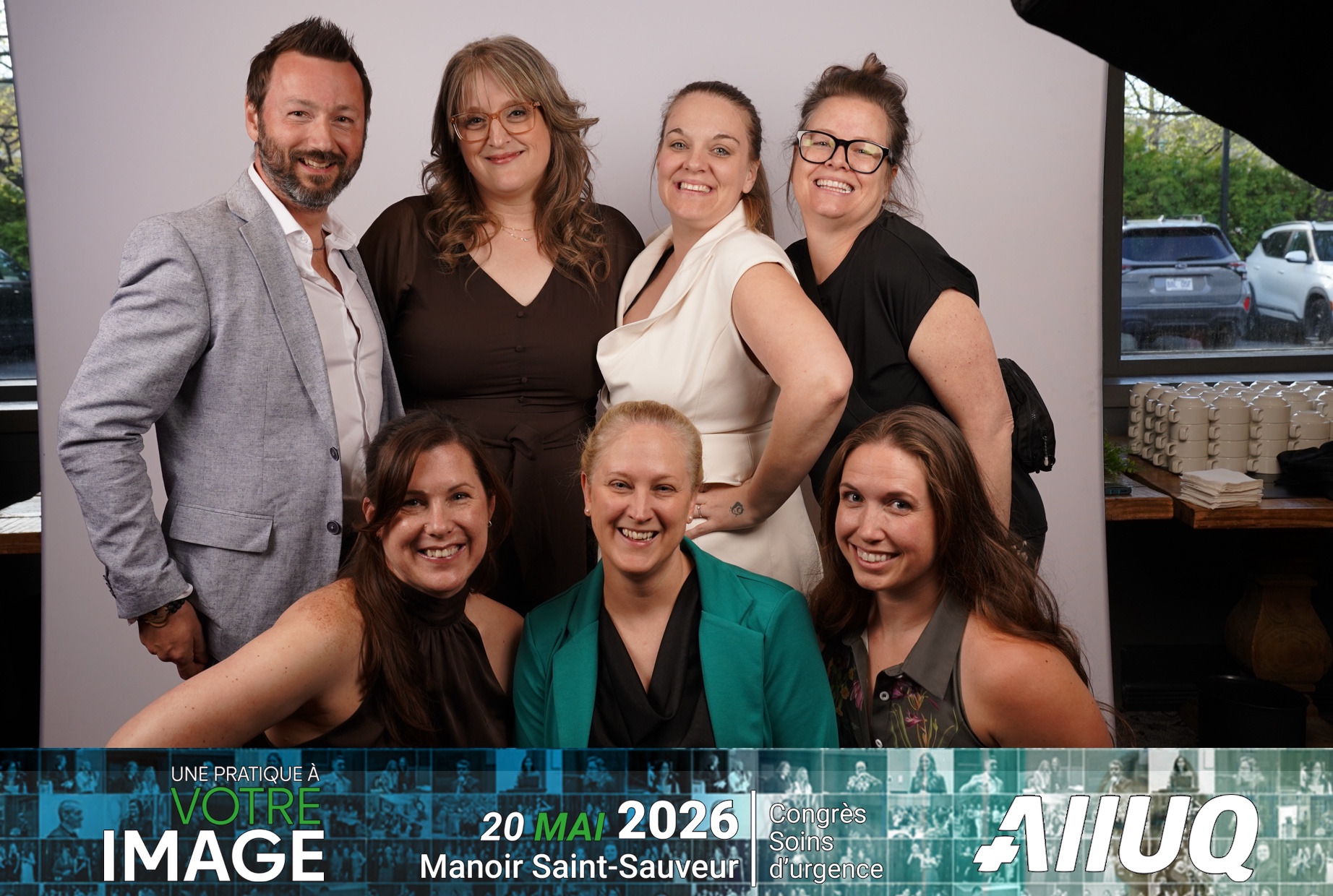 AIIUQ | View more photos from the event at album.pbooth.red/u/Photobooth-RED/AIIUQ