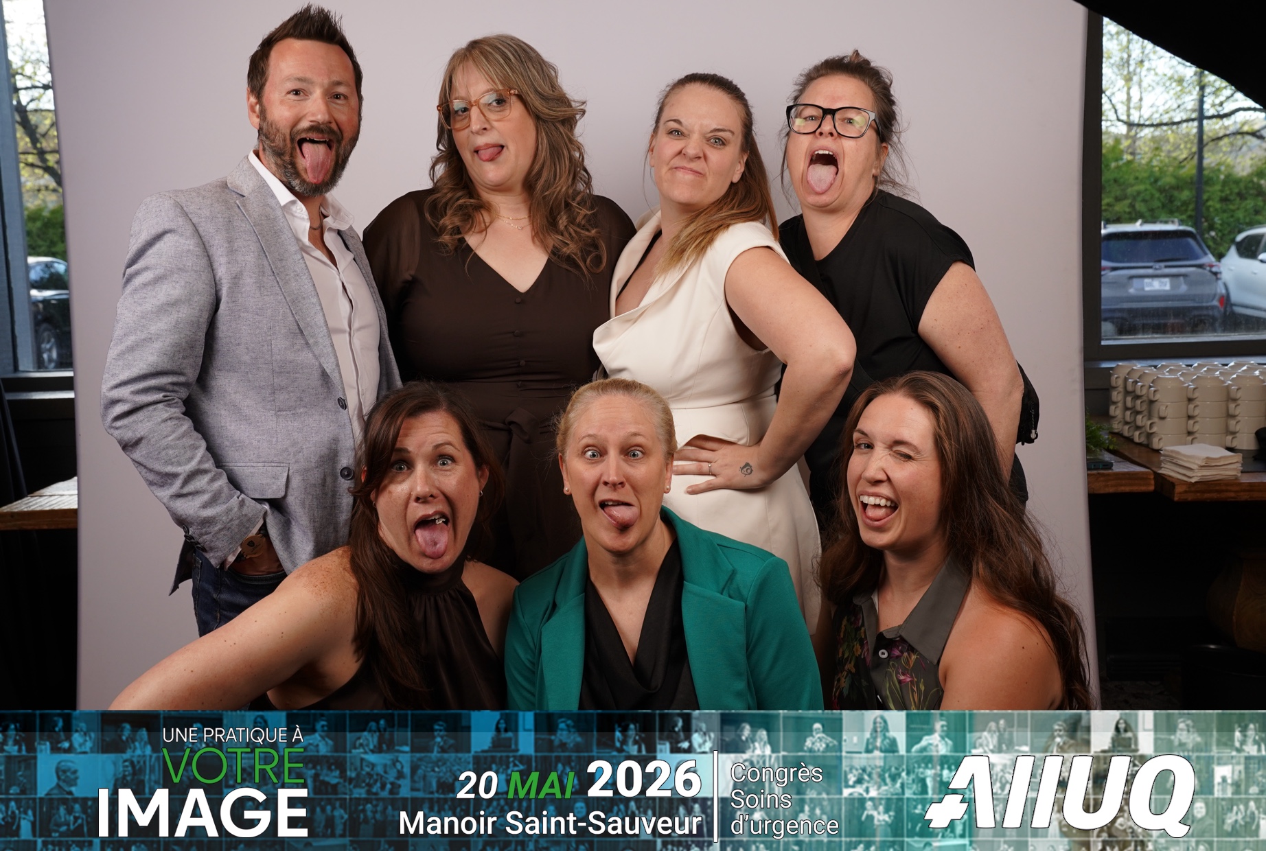 AIIUQ | View more photos from the event at album.pbooth.red/u/Photobooth-RED/AIIUQ