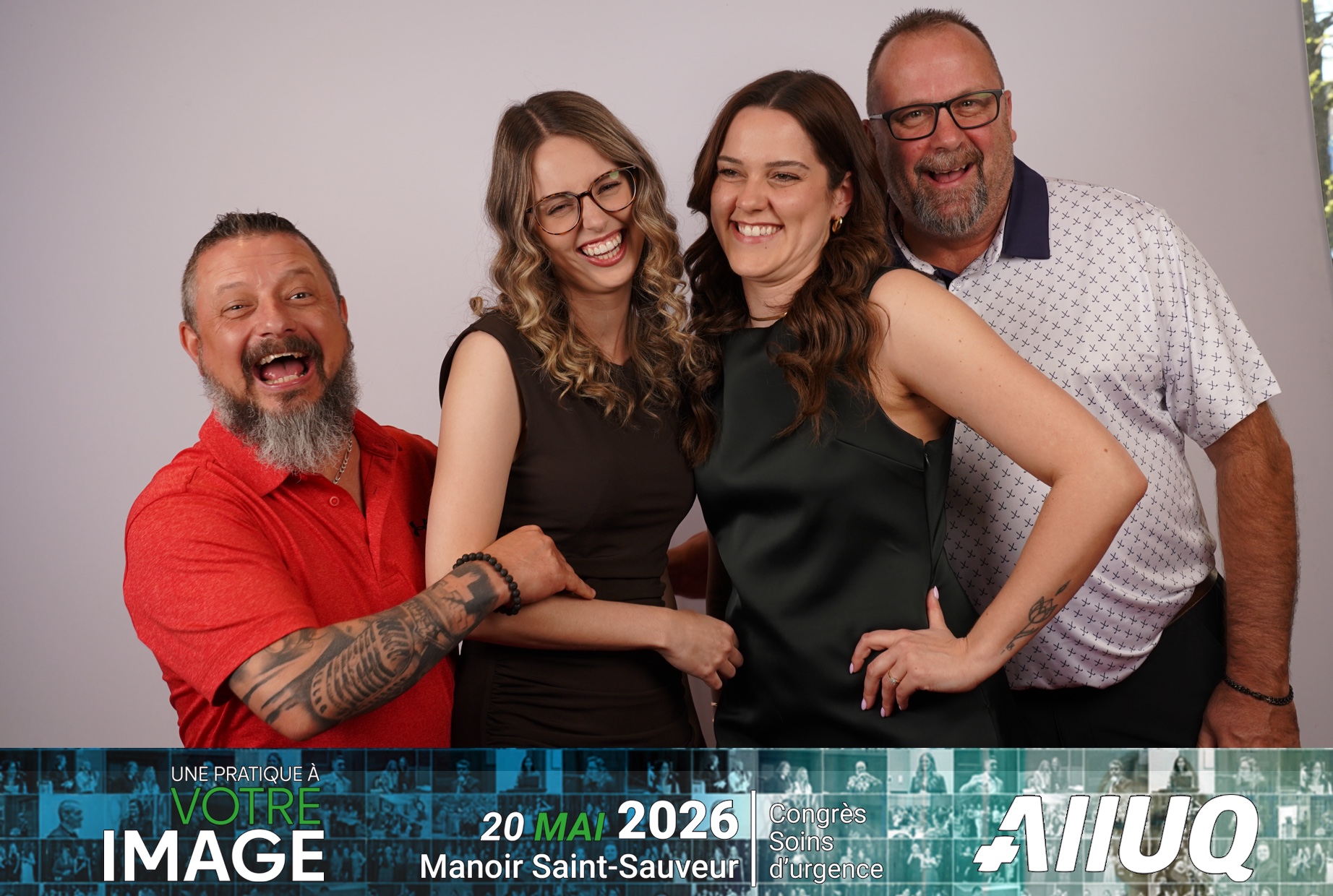 AIIUQ | View more photos from the event at album.pbooth.red/u/Photobooth-RED/AIIUQ