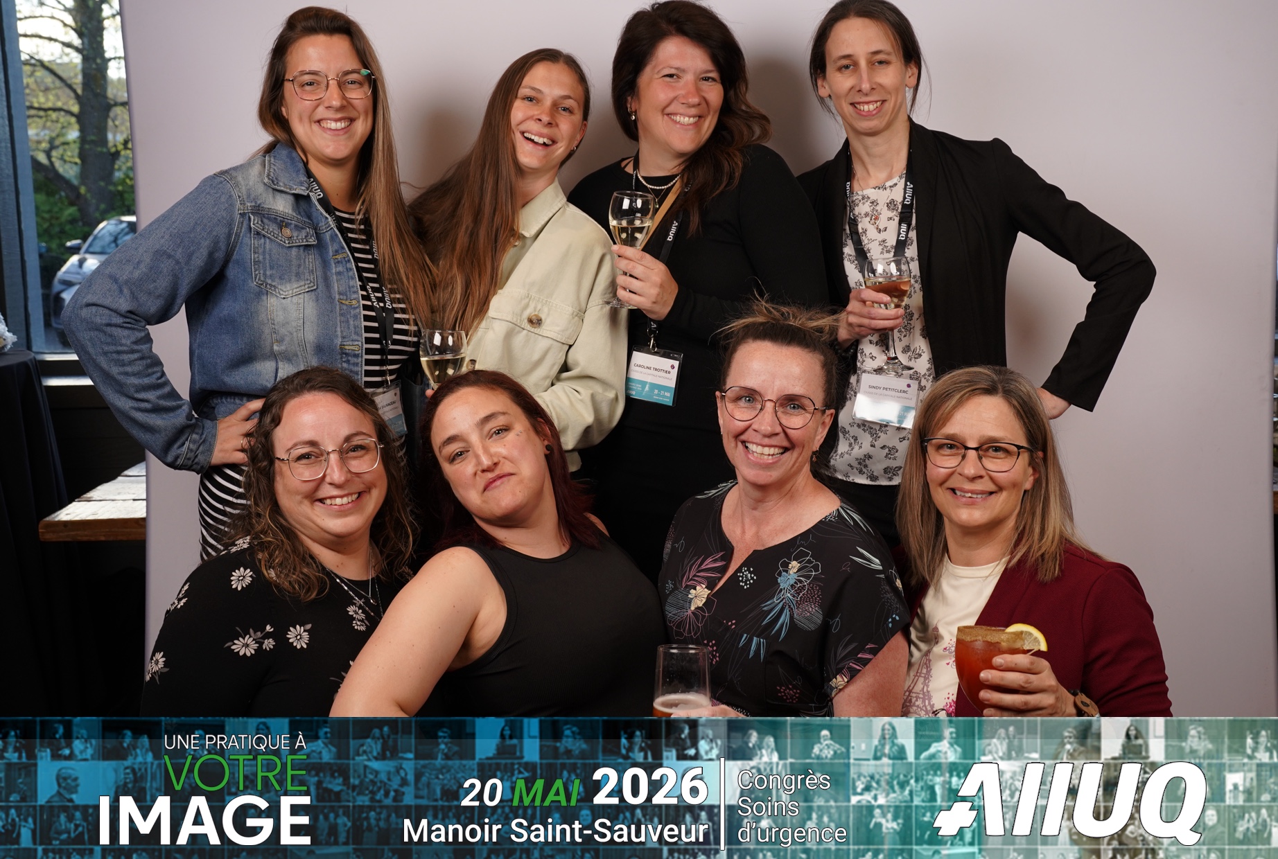AIIUQ | View more photos from the event at album.pbooth.red/u/Photobooth-RED/AIIUQ