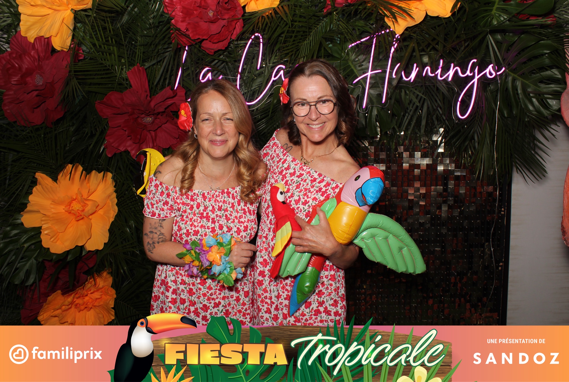 Familiprix | View more photos from the event at album.pbooth.red/u/Photobooth-RED/Familiprix-0