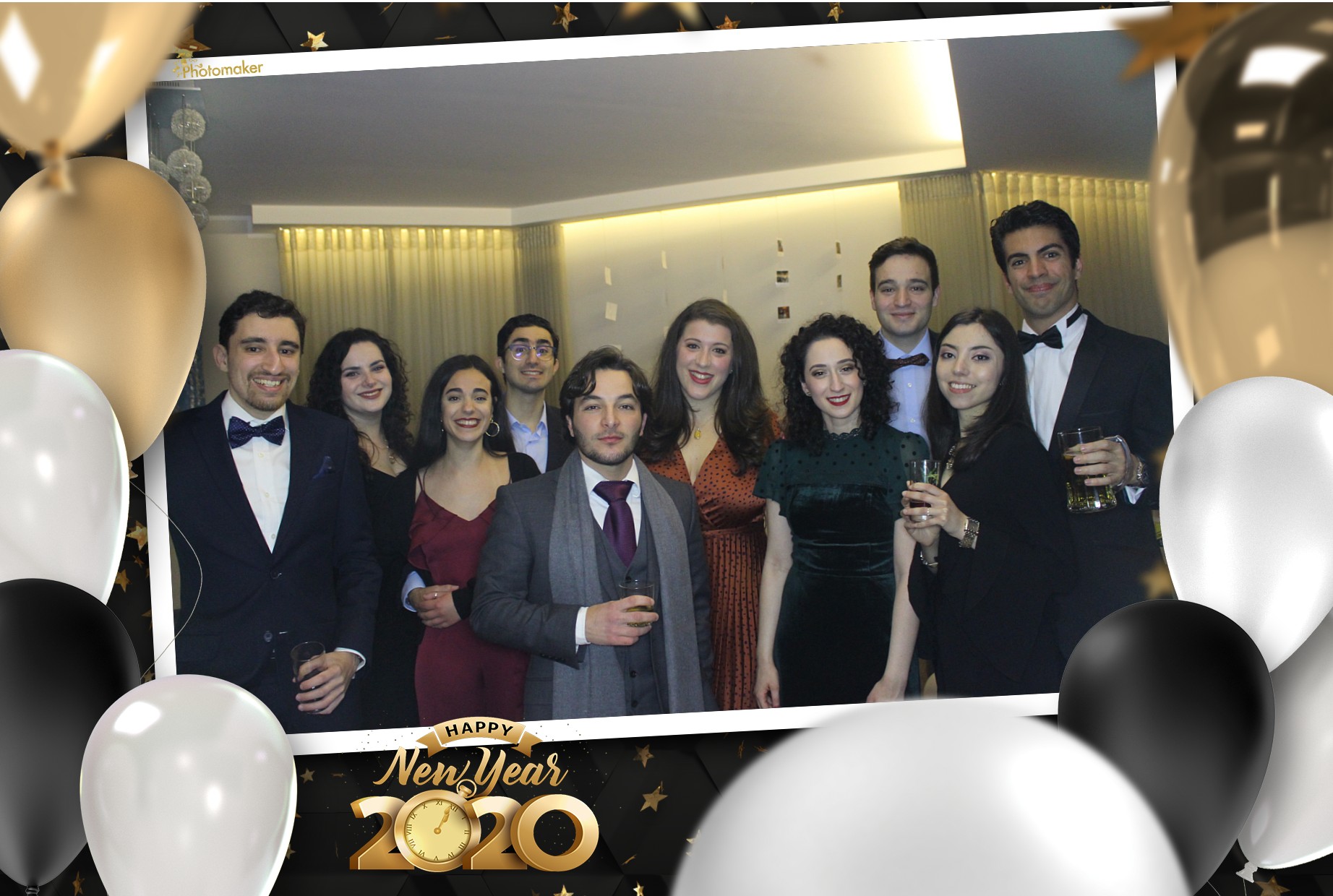 JJs NYE party | View more photos from the event at gallery.photomakerphotobooth.com.mt/u/PhotomakerMalta/JJs-NYE-party