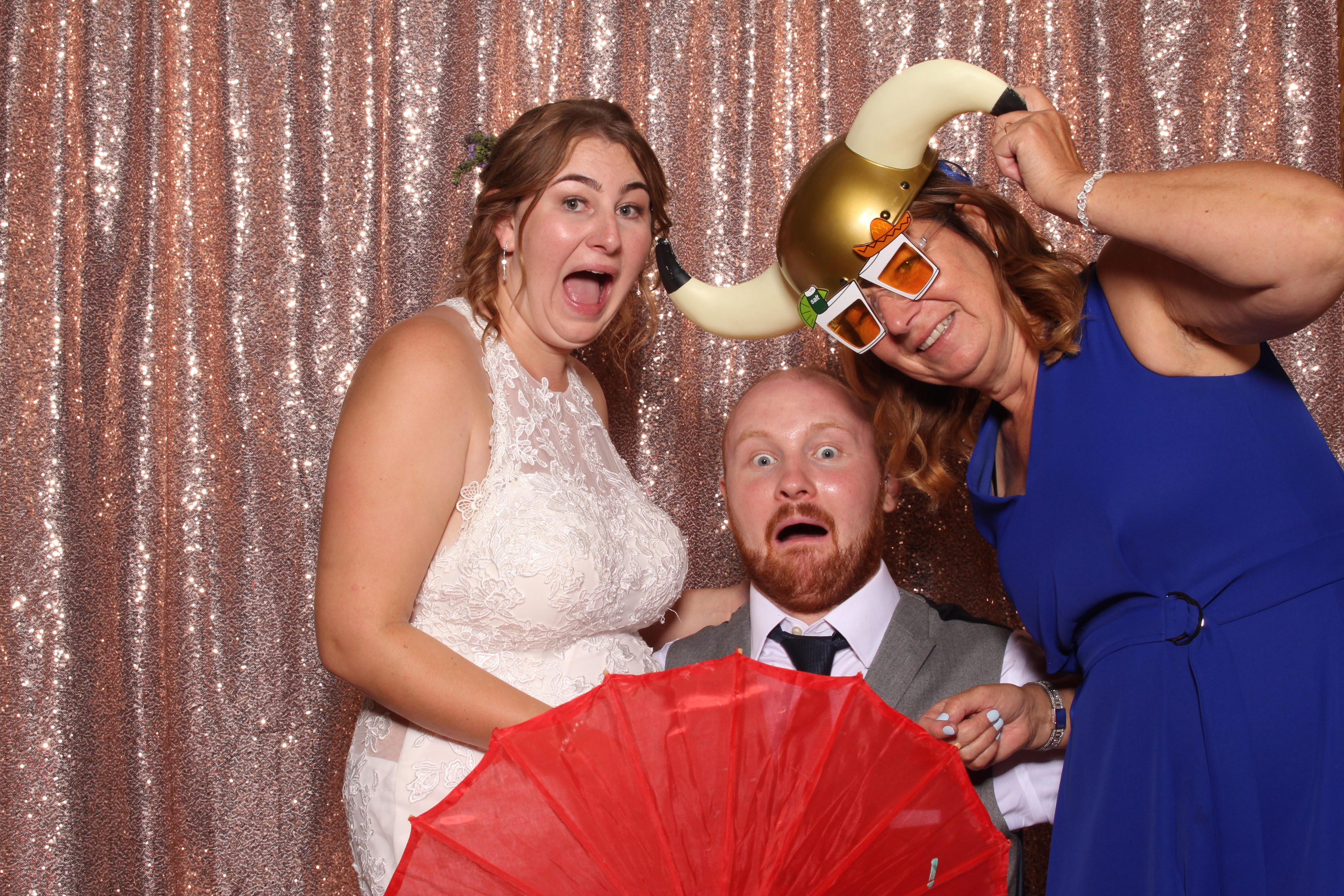 Beth & Tom's Wedding | View more photos from the event at gallery.picturematic.co/u/Picturematic/Beth-Toms-Wedding