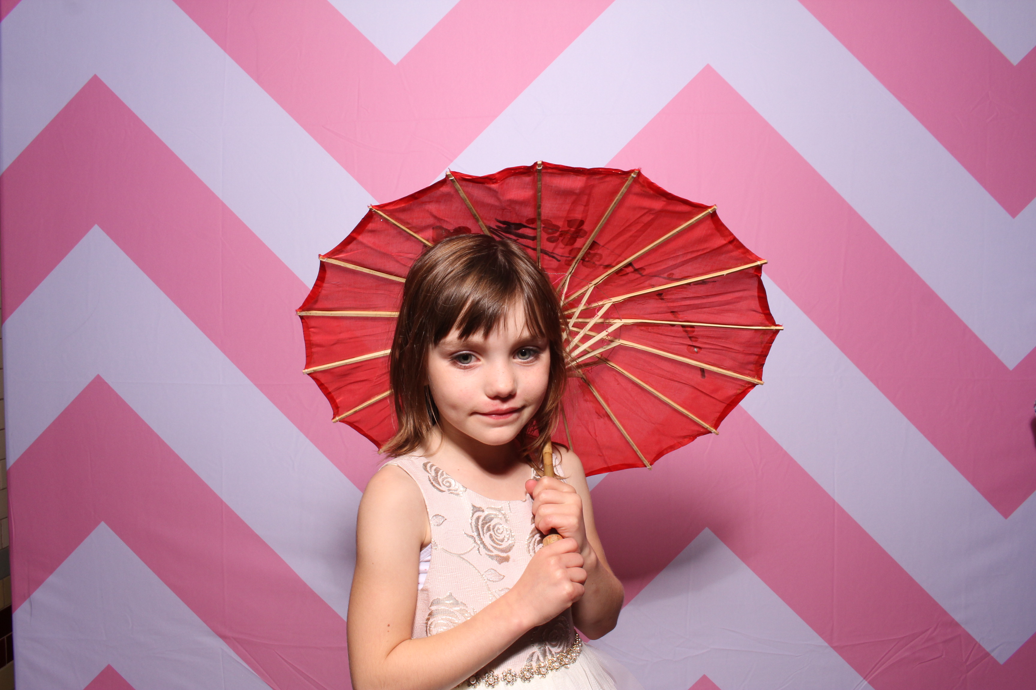 Natasha & Rob's Wedding | View more photos from the event at gallery.picturematic.co/u/Picturematic/Natasha-Robs-Wedding