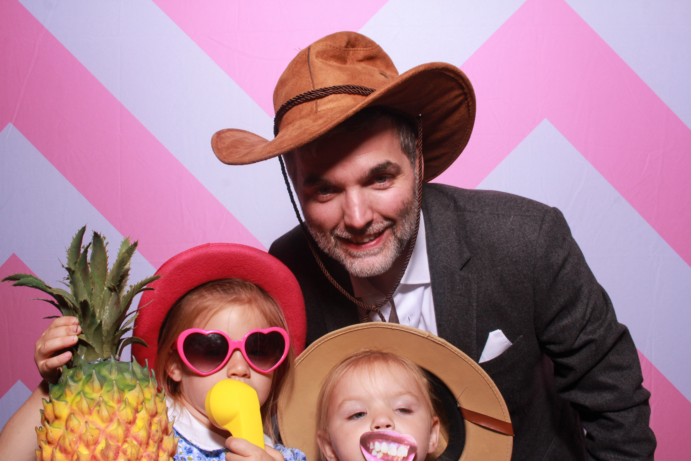 Laura & Shawn's Wedding | View more photos from the event at gallery.picturematic.co/u/Picturematic/Laura-Shawns-Wedding