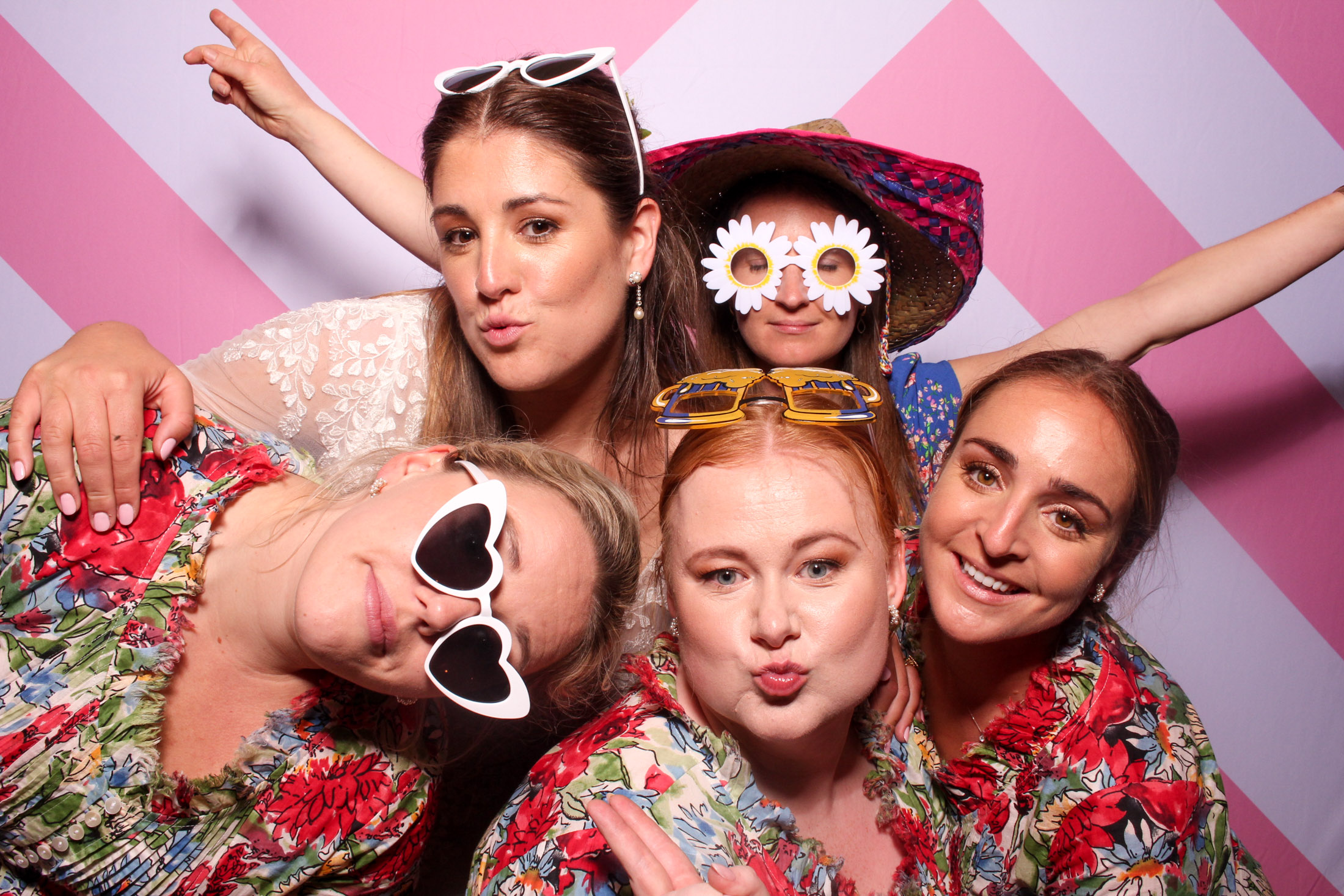 Natty & Louis' Wedding | View more photos from the event at gallery.picturematic.co/u/Picturematic/Natty-Louis-Wedding