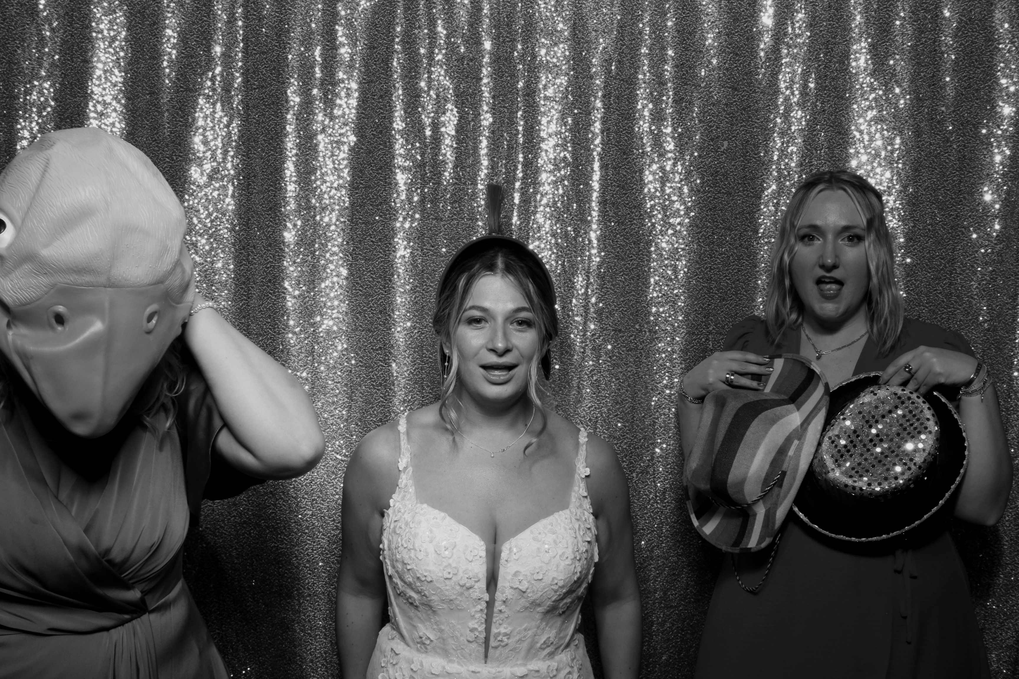 Mr & Mrs Robinson's Wedding | View more photos from the event at gallery.picturematic.co/u/Picturematic/Mr-Mrs-Robinsons-Wedding