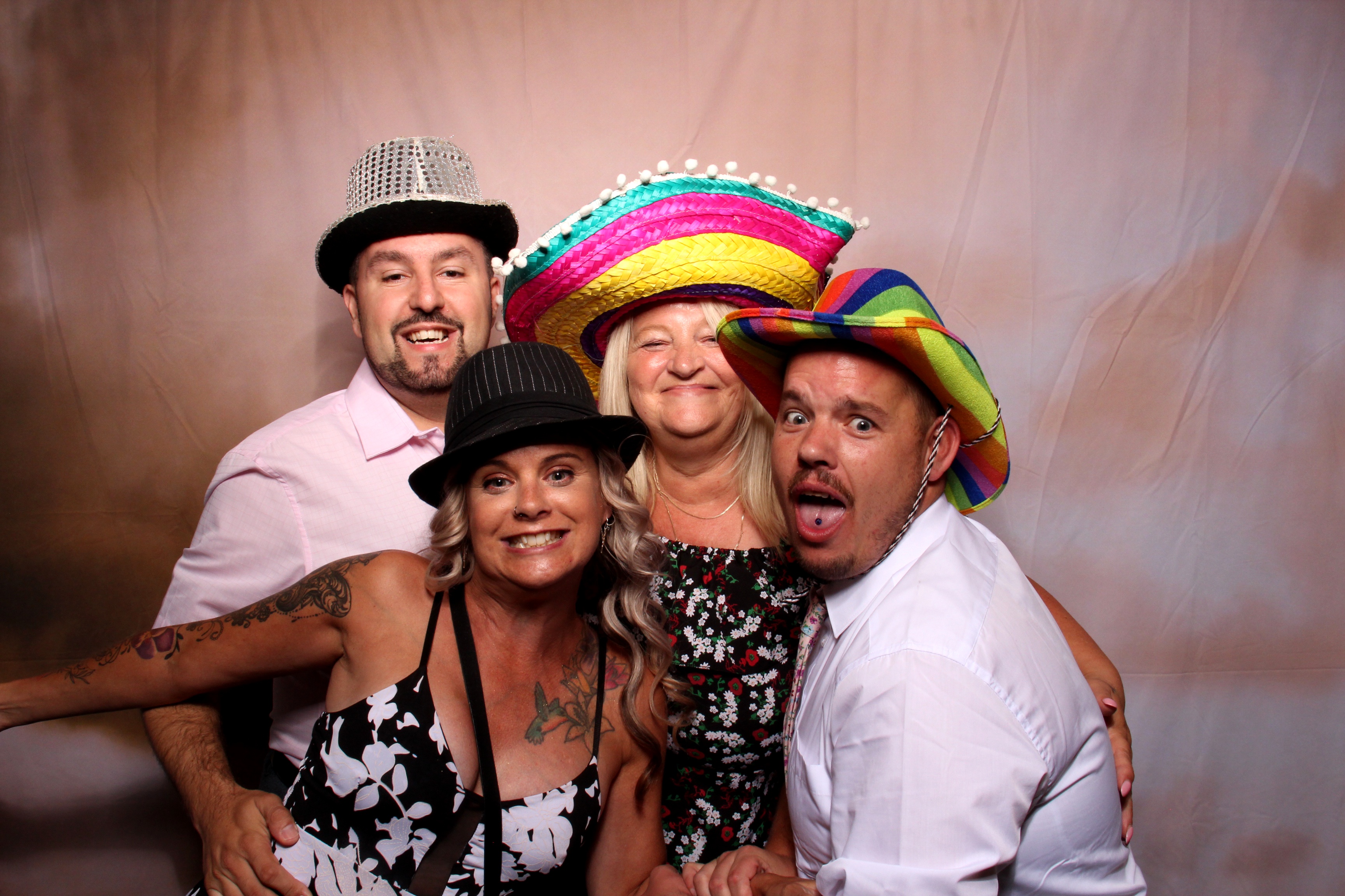 Laura & Ben's Wedding | View more photos from the event at gallery.picturematic.co/u/Picturematic/Laura-Bens-Wedding