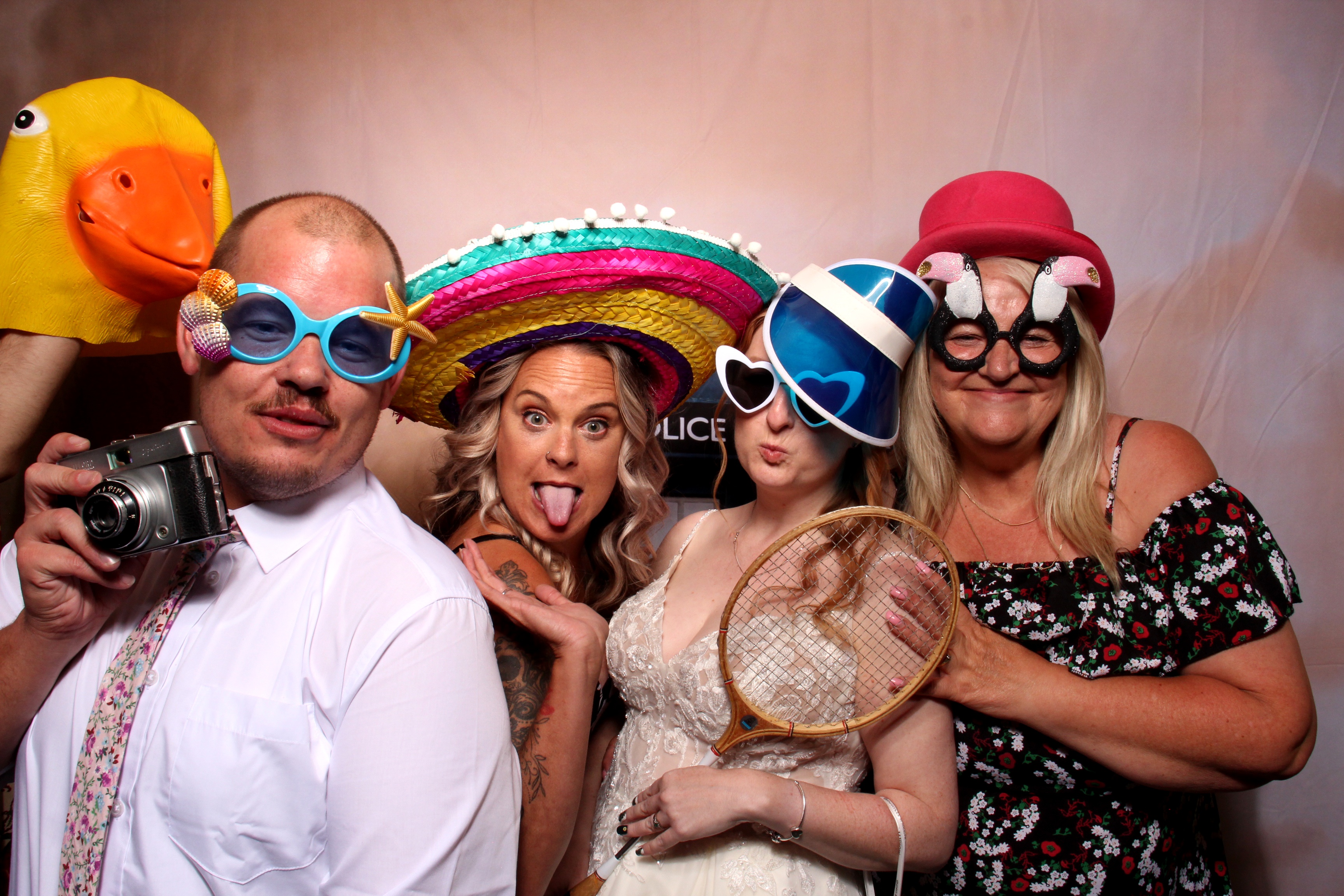 Laura & Ben's Wedding | View more photos from the event at gallery.picturematic.co/u/Picturematic/Laura-Bens-Wedding