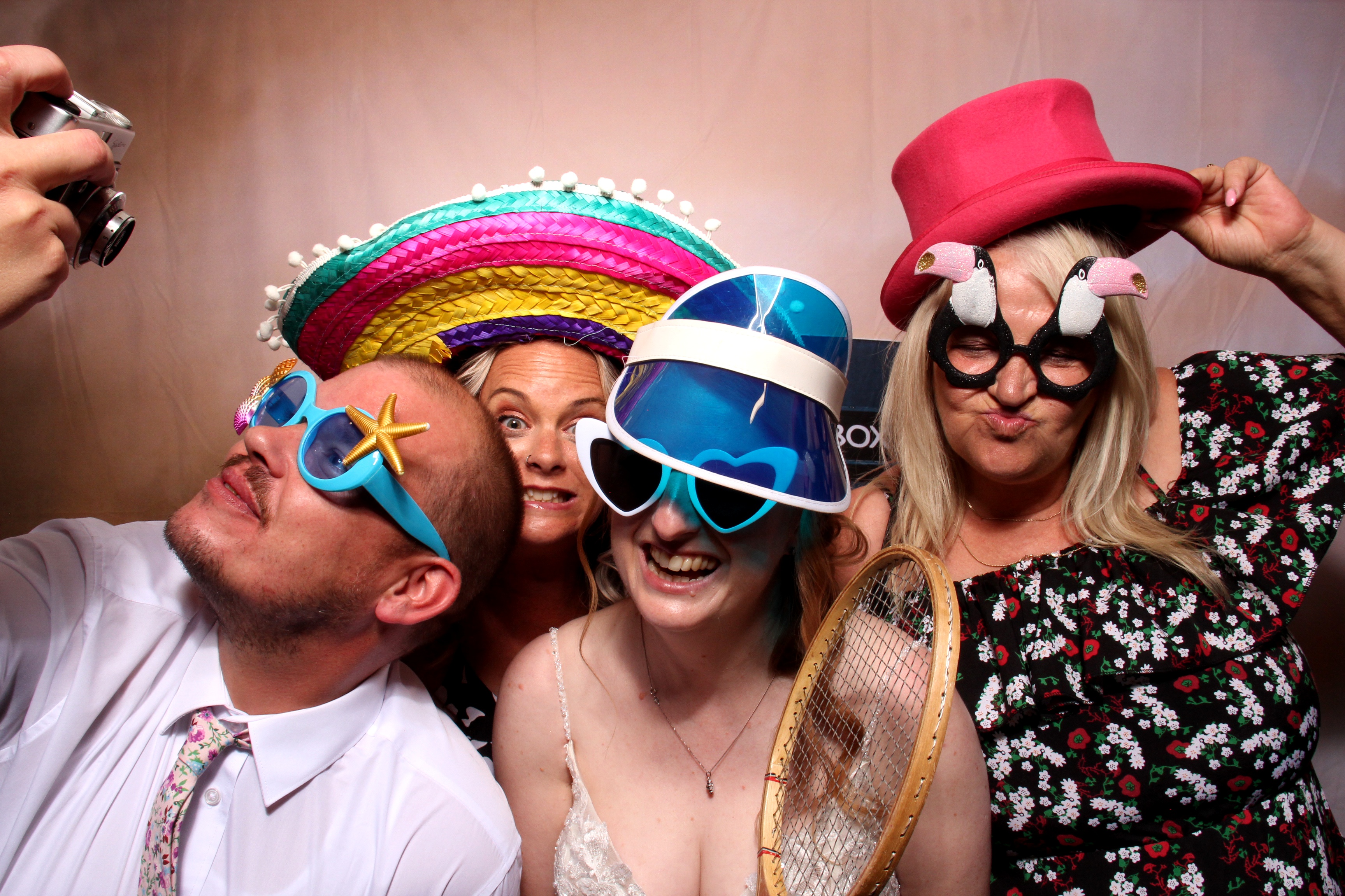 Laura & Ben's Wedding | View more photos from the event at gallery.picturematic.co/u/Picturematic/Laura-Bens-Wedding
