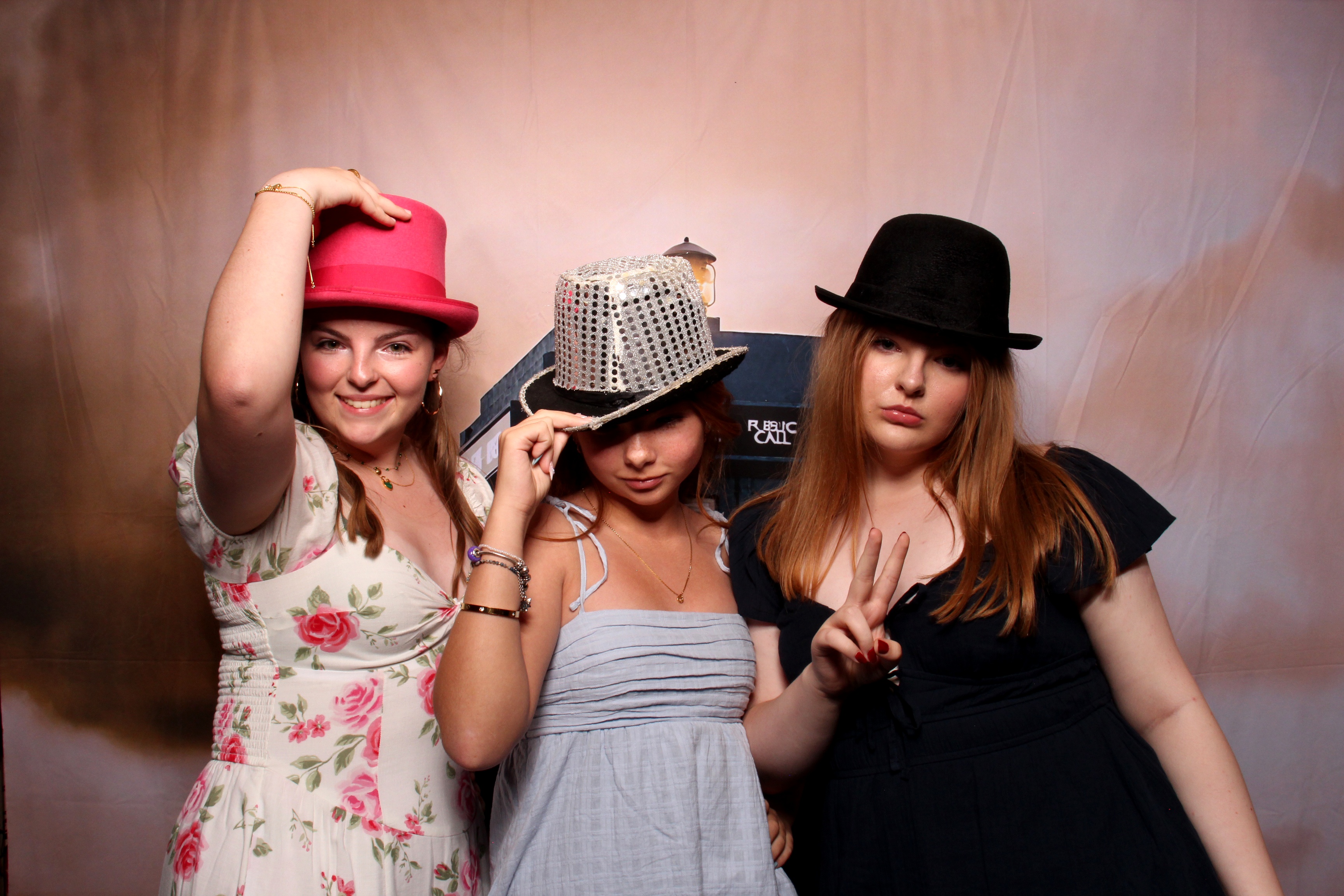 Laura & Ben's Wedding | View more photos from the event at gallery.picturematic.co/u/Picturematic/Laura-Bens-Wedding