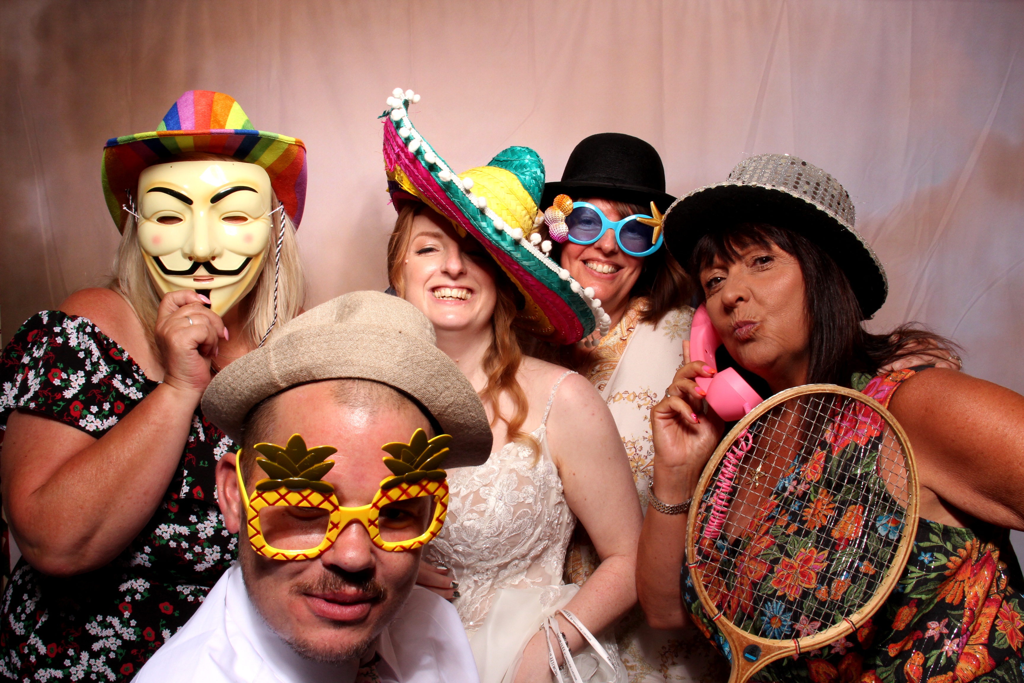 Laura & Ben's Wedding | View more photos from the event at gallery.picturematic.co/u/Picturematic/Laura-Bens-Wedding
