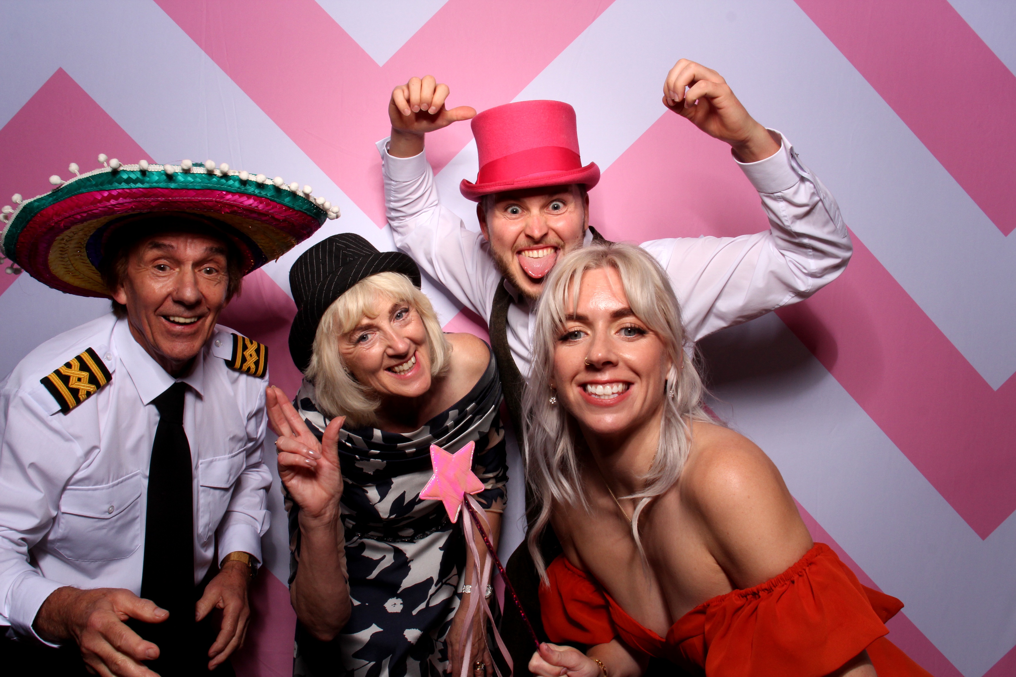 Rachel & Chris' Wedding | View more photos from the event at gallery.picturematic.co/u/Picturematic/Rachel-Chris-Wedding