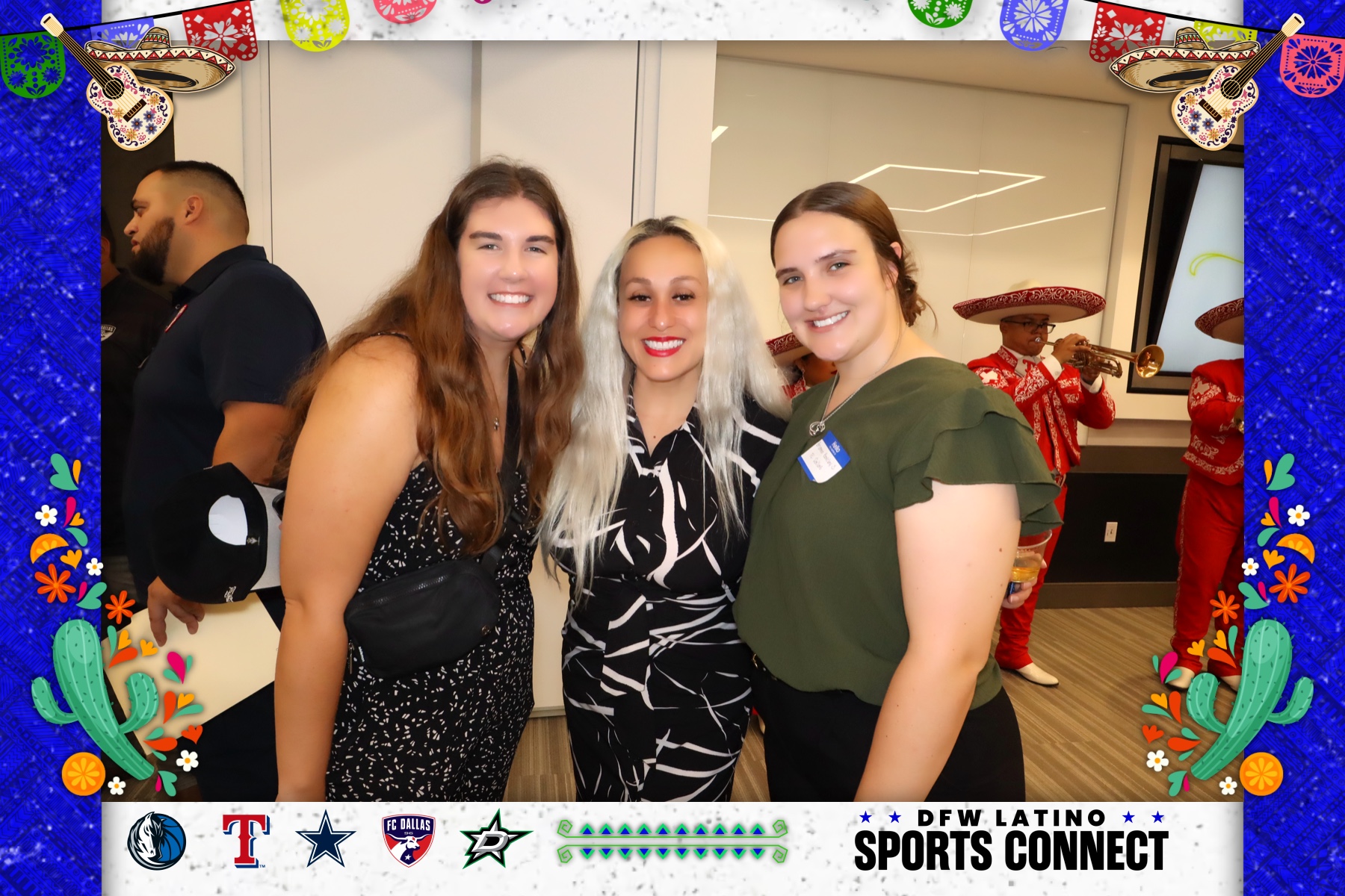 DFW LATINO SPORTS CONNECT | View more photos from the event at gallery.rckapturedmemories.com/u/RCKapturedMemories/DFW-LATINO-SPORTS-CONNECT