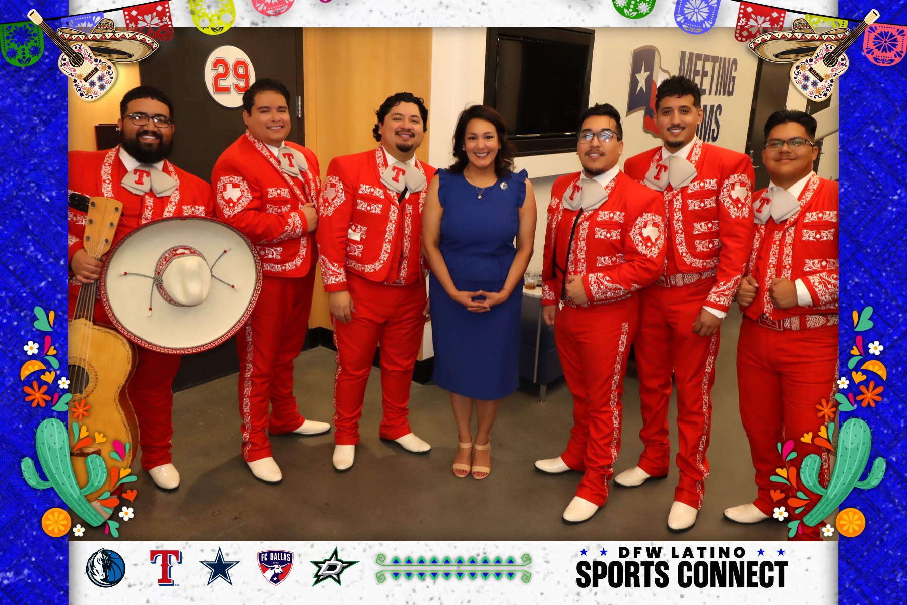 DFW LATINO SPORTS CONNECT | View more photos from the event at gallery.rckapturedmemories.com/u/RCKapturedMemories/DFW-LATINO-SPORTS-CONNECT