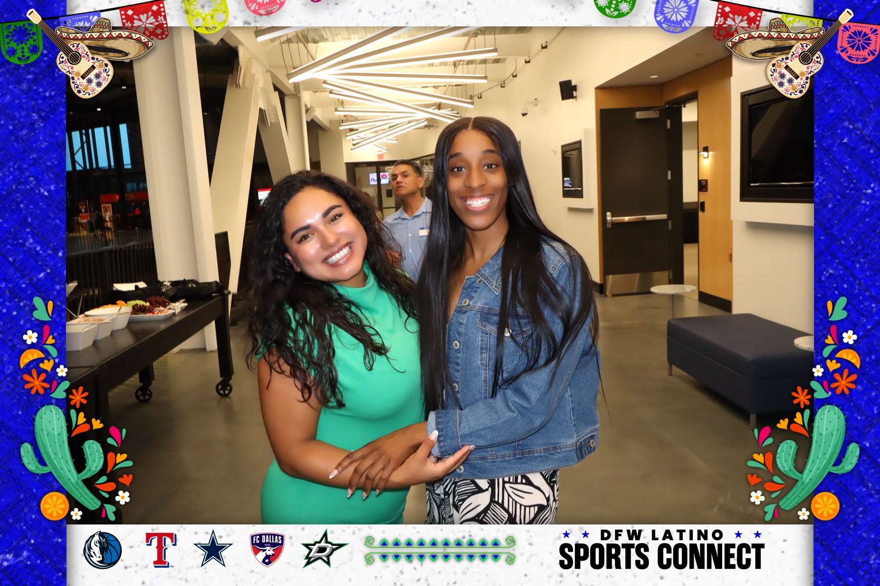 DFW LATINO SPORTS CONNECT | View more photos from the event at gallery.rckapturedmemories.com/u/RCKapturedMemories/DFW-LATINO-SPORTS-CONNECT