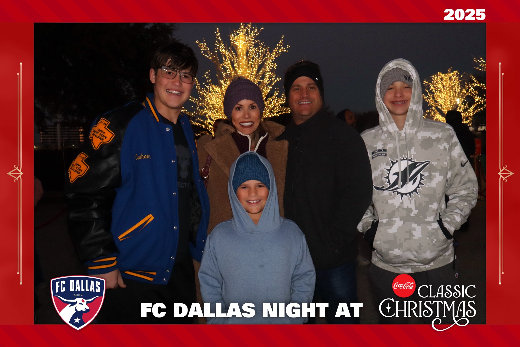 FC DALLAS NIGHT AT CLASSIC CHRISTMAS | View more photos from the event at gallery.rckapturedmemories.com/u/RCKapturedMemories/FC-DALLAS-NIGHT-AT-CLASSIC-CHRISTMAS