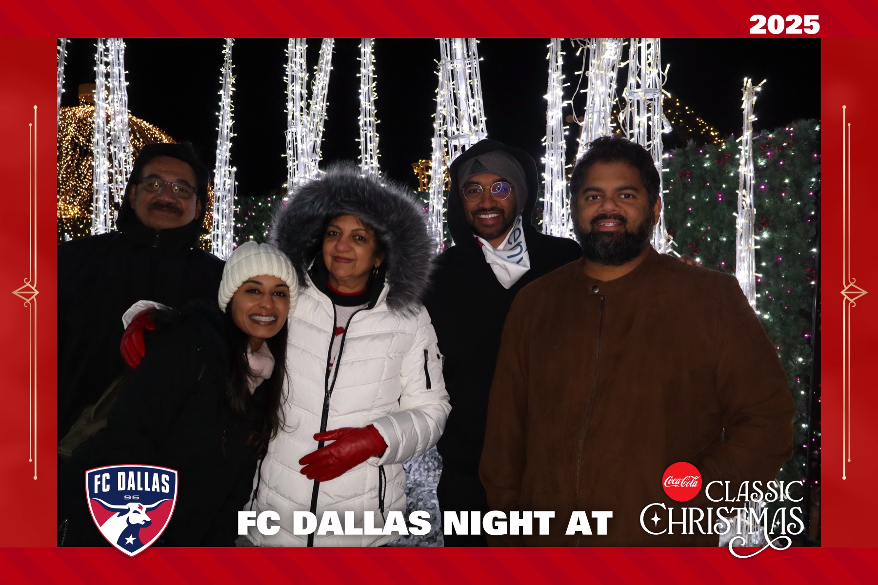 FC DALLAS NIGHT AT CLASSIC CHRISTMAS | View more photos from the event at gallery.rckapturedmemories.com/u/RCKapturedMemories/FC-DALLAS-NIGHT-AT-CLASSIC-CHRISTMAS
