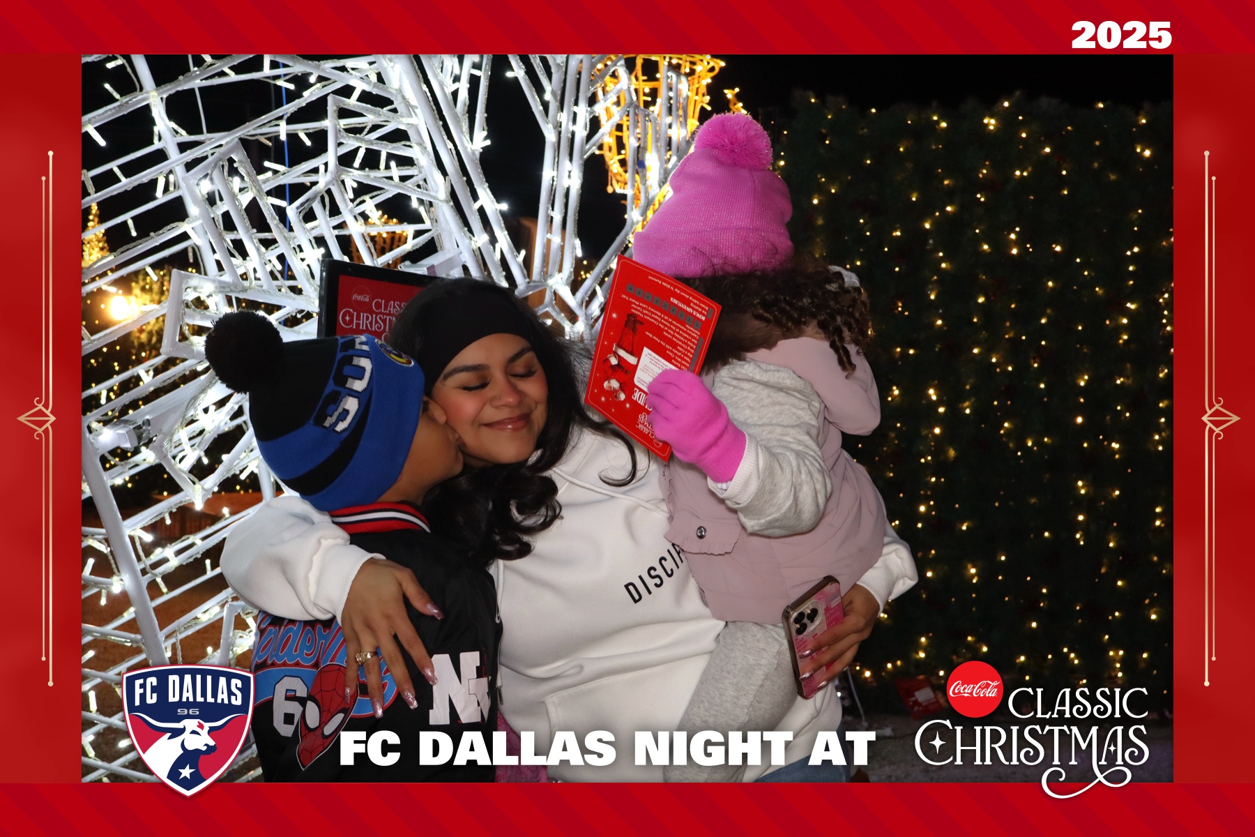 FC DALLAS NIGHT AT CLASSIC CHRISTMAS | View more photos from the event at gallery.rckapturedmemories.com/u/RCKapturedMemories/FC-DALLAS-NIGHT-AT-CLASSIC-CHRISTMAS