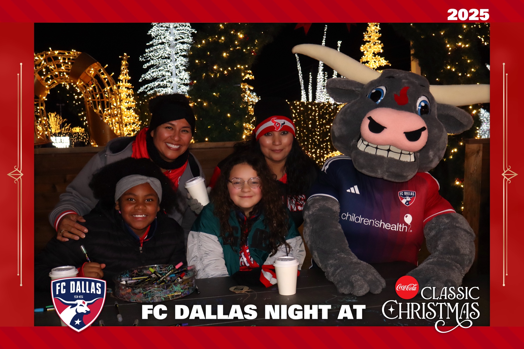 FC DALLAS NIGHT AT CLASSIC CHRISTMAS | View more photos from the event at gallery.rckapturedmemories.com/u/RCKapturedMemories/FC-DALLAS-NIGHT-AT-CLASSIC-CHRISTMAS