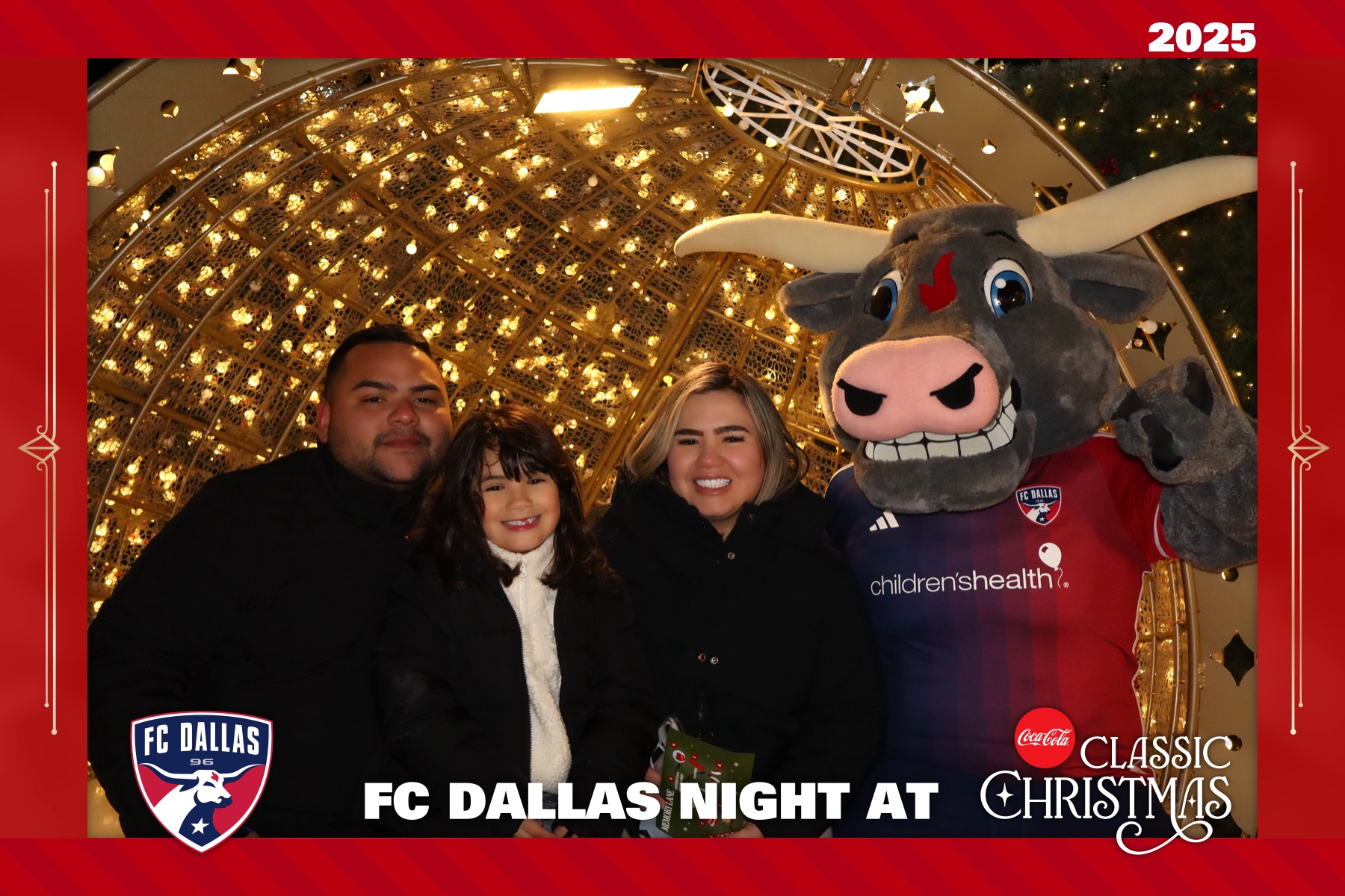 FC DALLAS NIGHT AT CLASSIC CHRISTMAS | View more photos from the event at gallery.rckapturedmemories.com/u/RCKapturedMemories/FC-DALLAS-NIGHT-AT-CLASSIC-CHRISTMAS