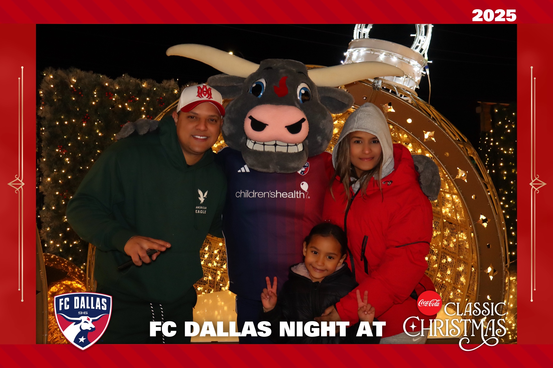 FC DALLAS NIGHT AT CLASSIC CHRISTMAS | View more photos from the event at gallery.rckapturedmemories.com/u/RCKapturedMemories/FC-DALLAS-NIGHT-AT-CLASSIC-CHRISTMAS